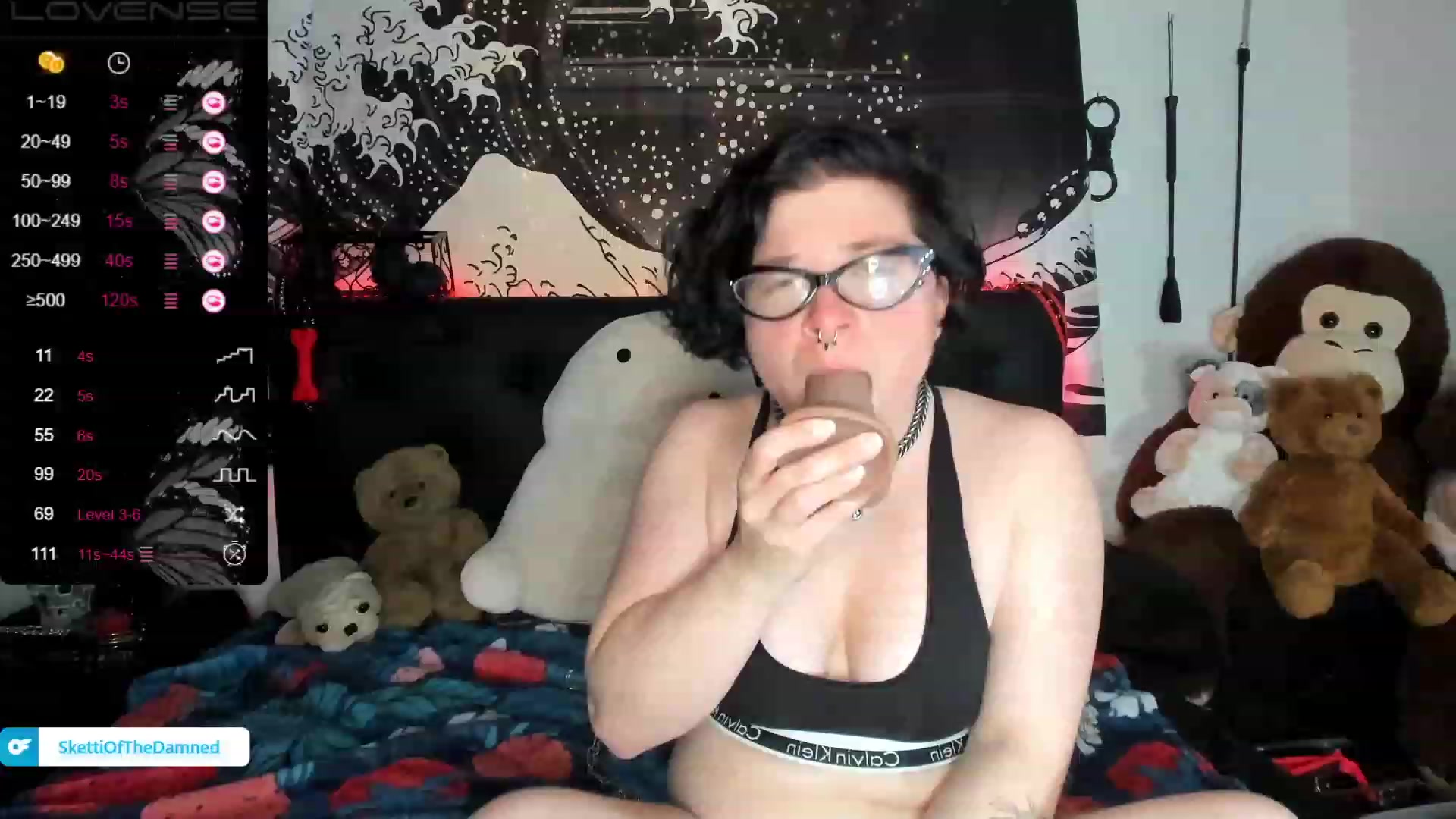 Gallery image thumbnail from SkettiBaby's myfreecams stream on, 12/23/2022, 03:55 image 10 of 20