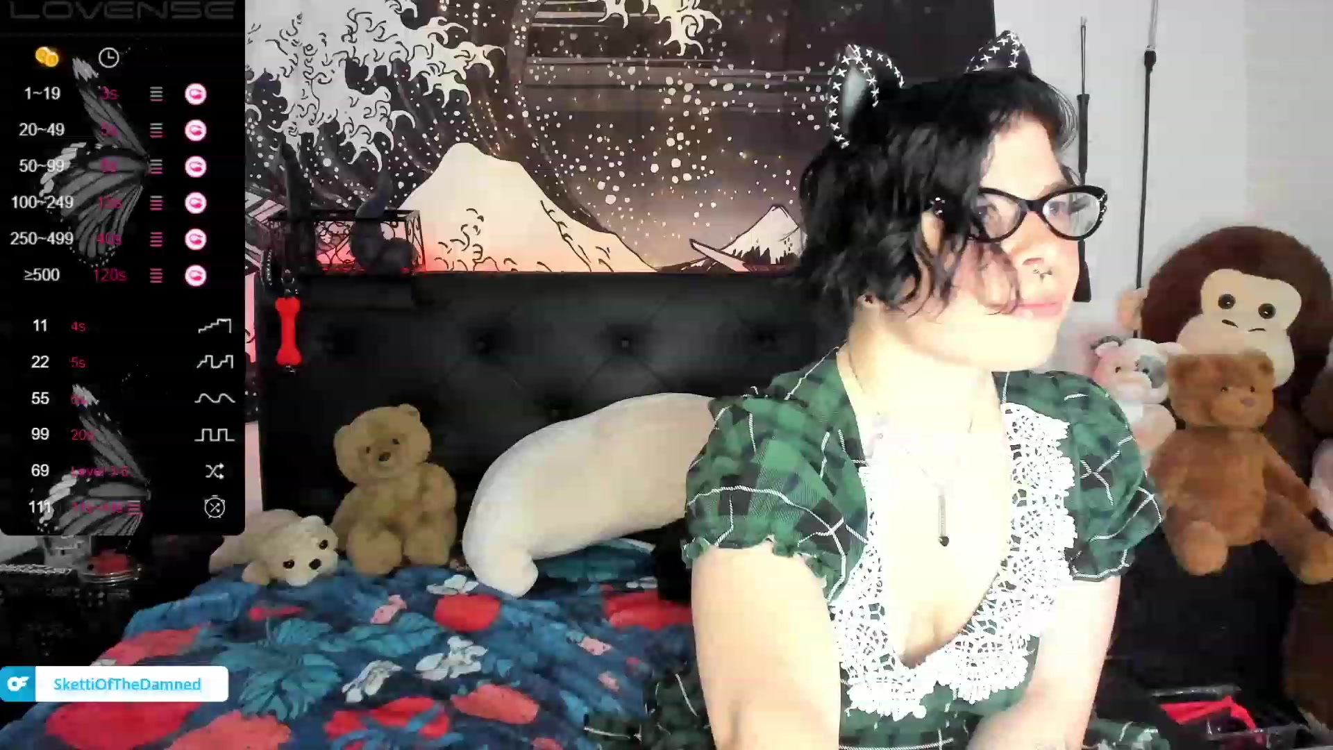 Gallery image thumbnail from SkettiBaby's myfreecams stream on, 12/26/2022, 19:08 image 15 of 20