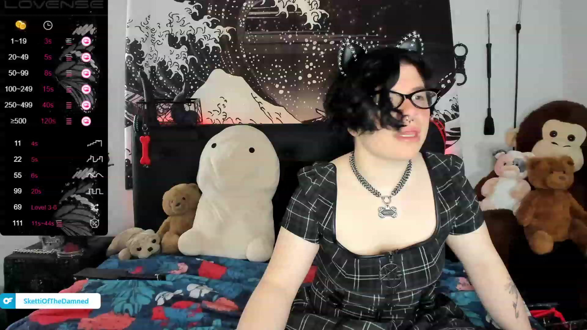Gallery image thumbnail from SkettiBaby's myfreecams stream on, 12/28/2022, 18:16 image 15 of 20