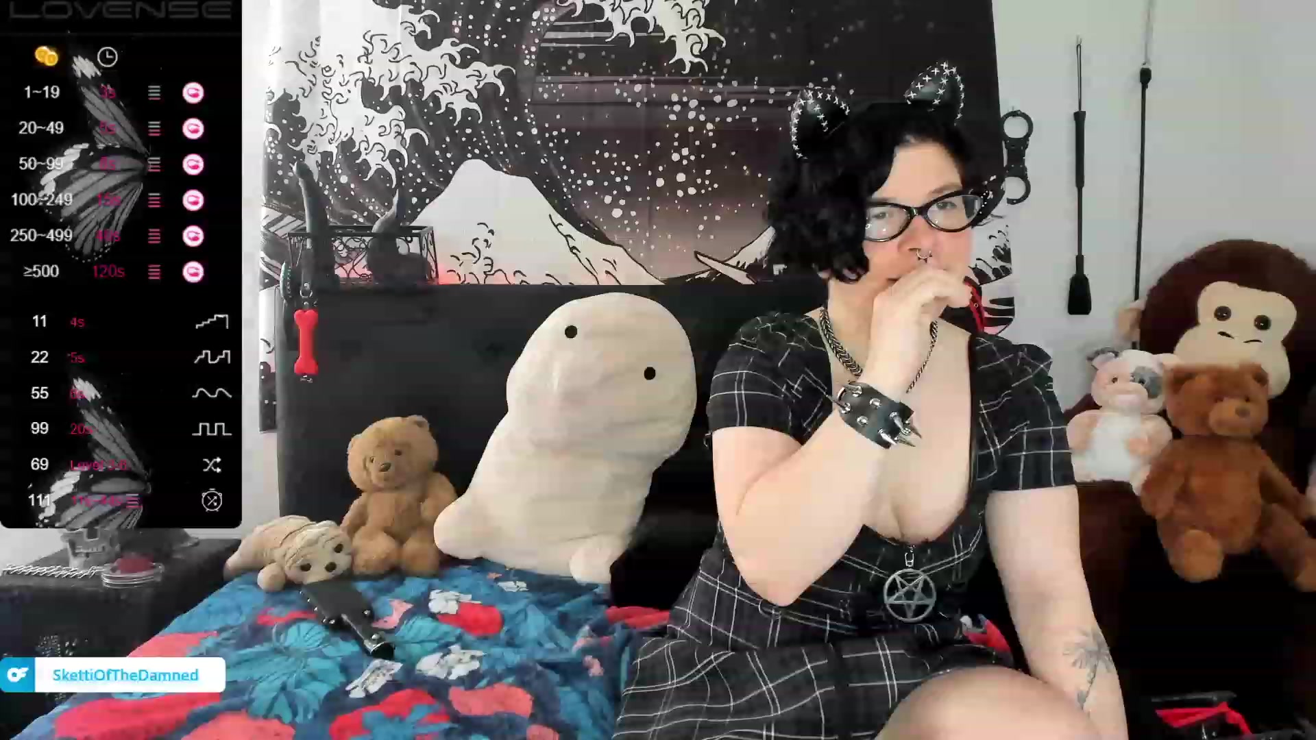 Gallery image thumbnail from SkettiBaby's myfreecams stream on, 12/28/2022, 18:16 image 3 of 20