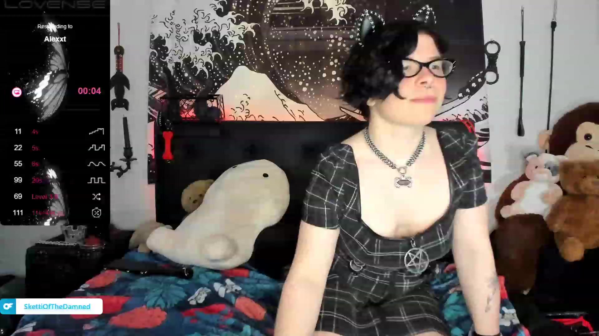 Gallery image thumbnail from SkettiBaby's myfreecams stream on, 12/28/2022, 19:54 image 12 of 20