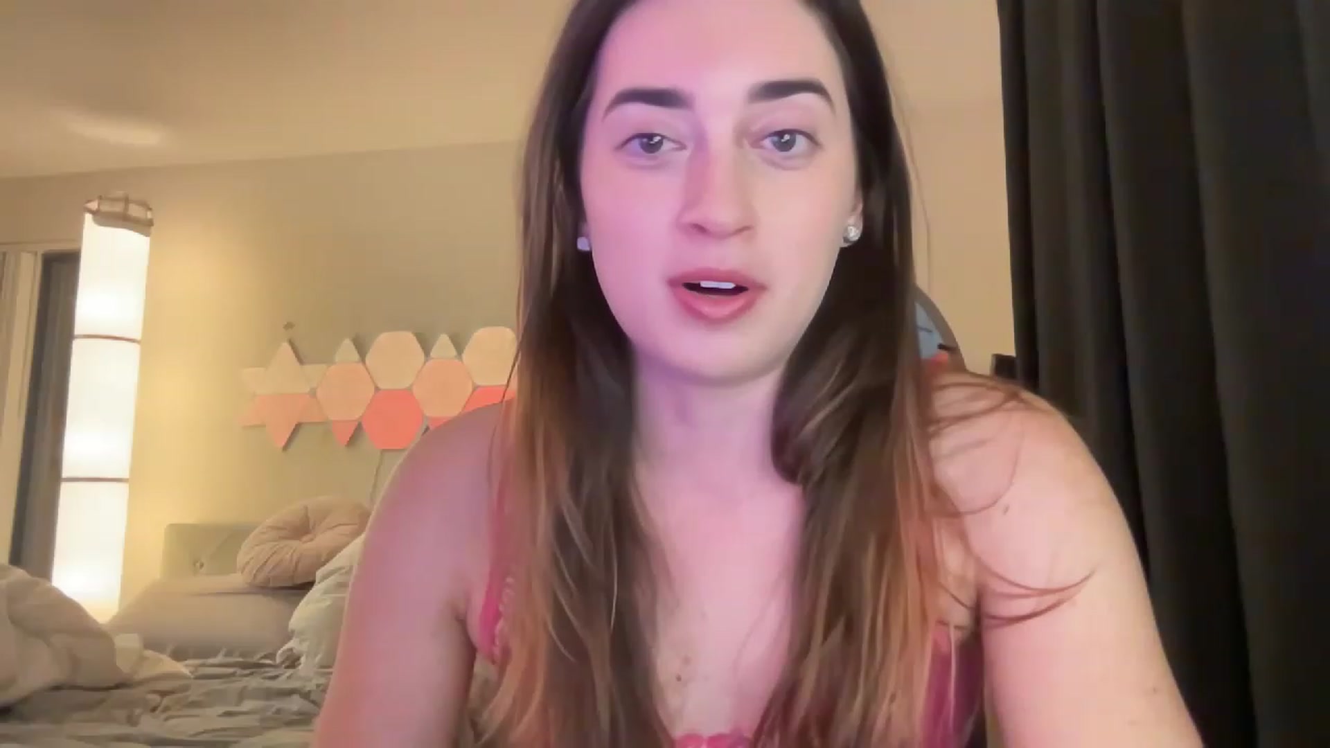 Gallery image thumbnail from SkiCutie's myfreecams stream on, 01/27/2023, 05:42 image 6 of 20
