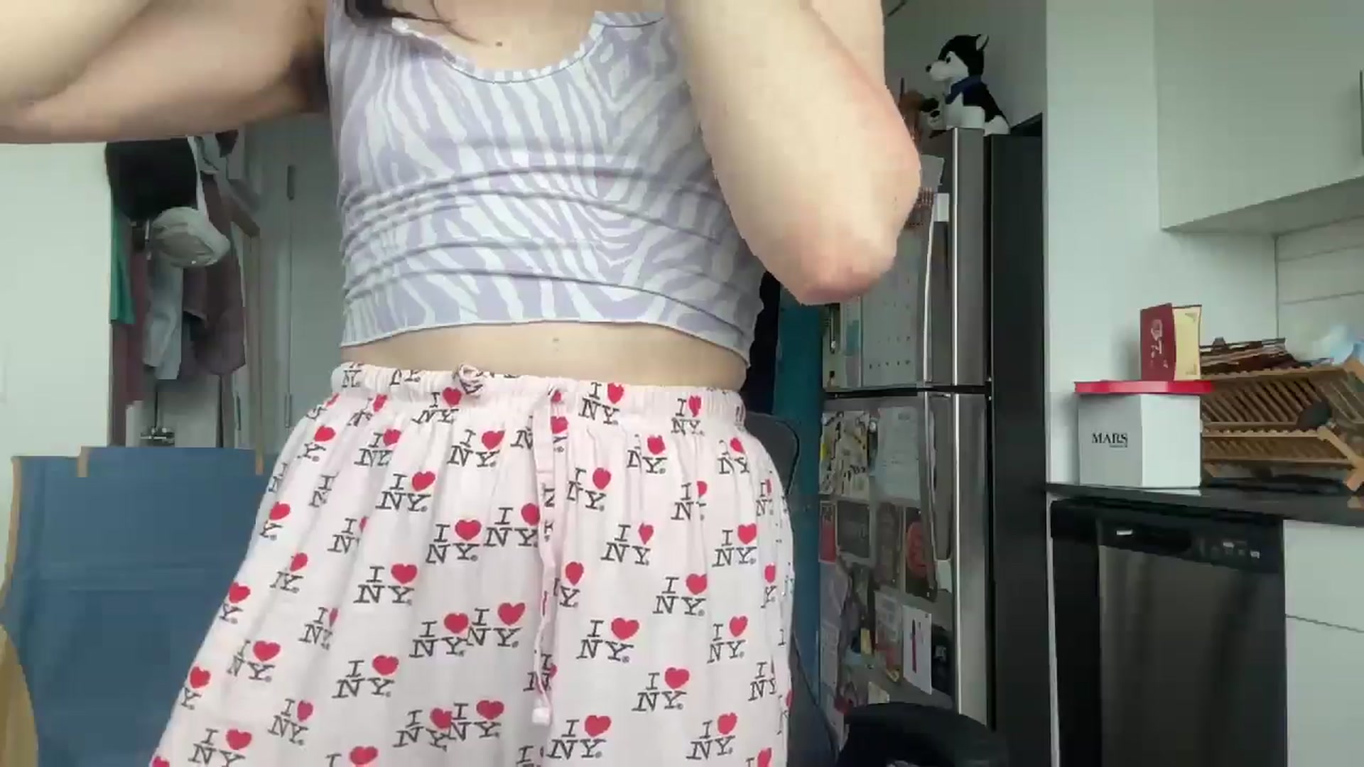 Gallery image thumbnail from SkiCutie's myfreecams stream on, 02/16/2025, 17:50 image 4 of 20