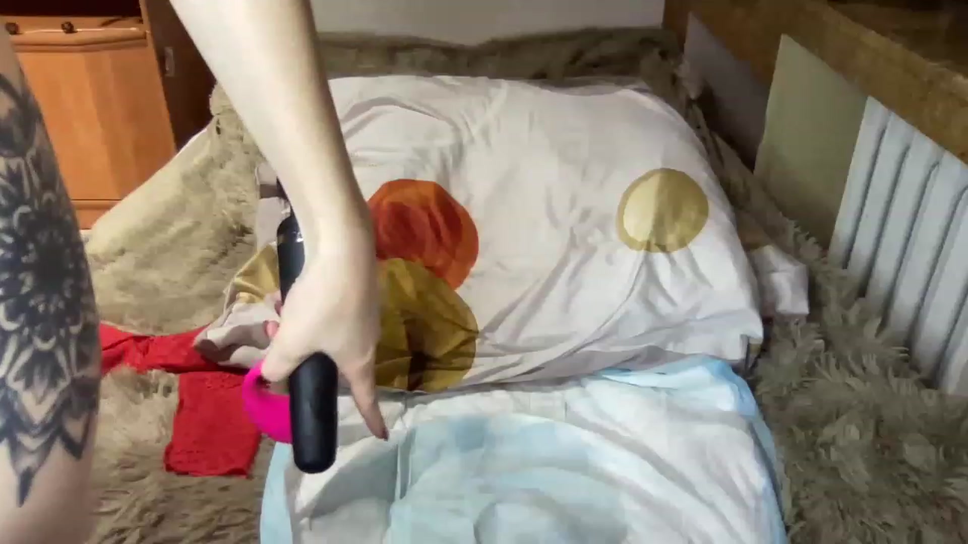 Gallery image thumbnail from SkinnyEva's myfreecams stream on, 12/07/2022, 15:51 image 18 of 20