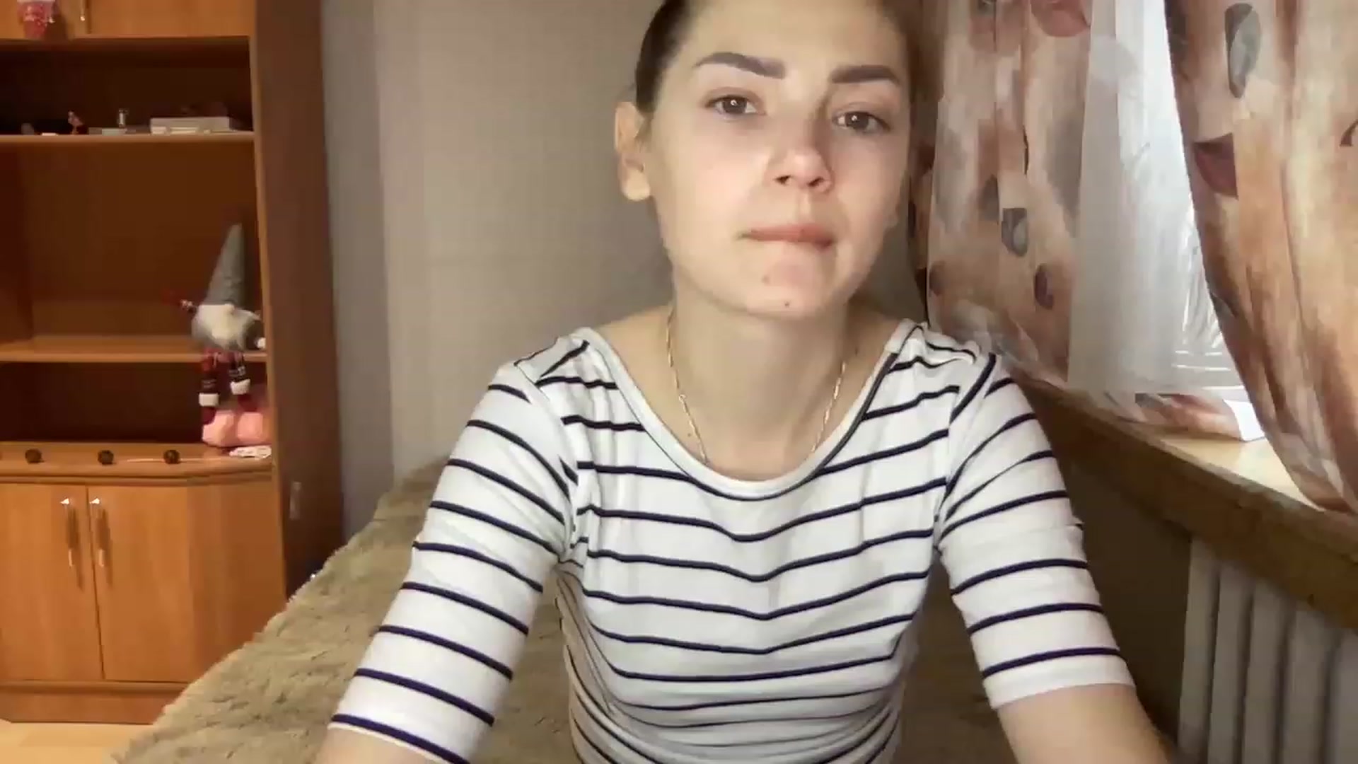 Gallery image thumbnail from SkinnyEva's myfreecams stream on, 12/12/2022, 14:15 image 3 of 20