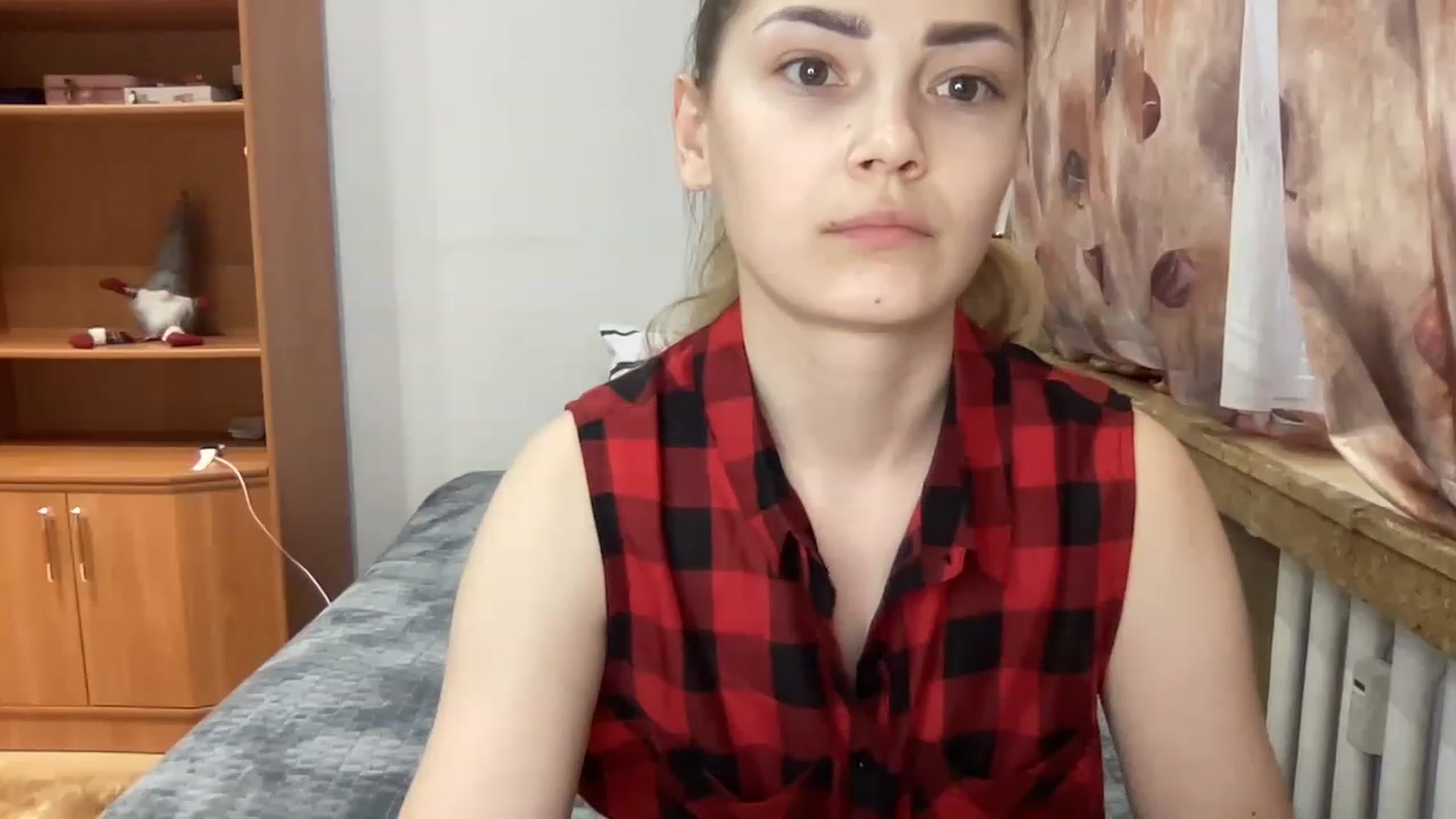 Gallery image thumbnail from SkinnyEva's myfreecams stream on, 01/28/2023, 15:03 image 8 of 20