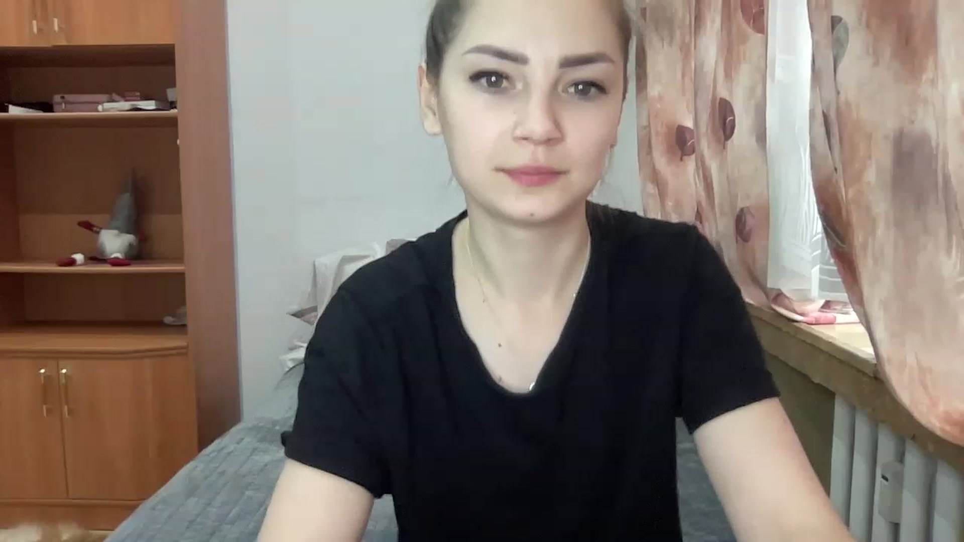 Gallery image thumbnail from SkinnyEva's myfreecams stream on, 02/17/2023, 14:53 image 6 of 20