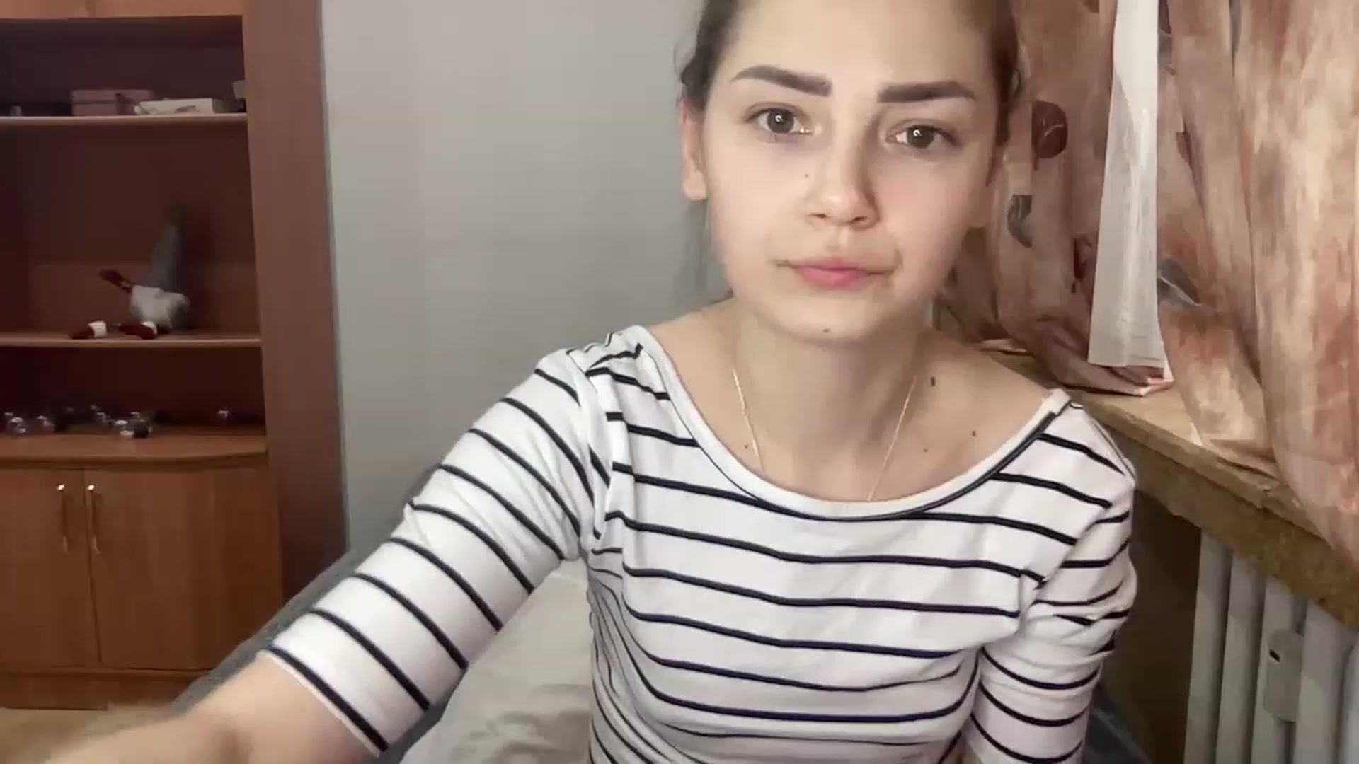 Gallery image thumbnail from SkinnyEva's myfreecams stream on, 02/28/2023, 16:20 image 11 of 20