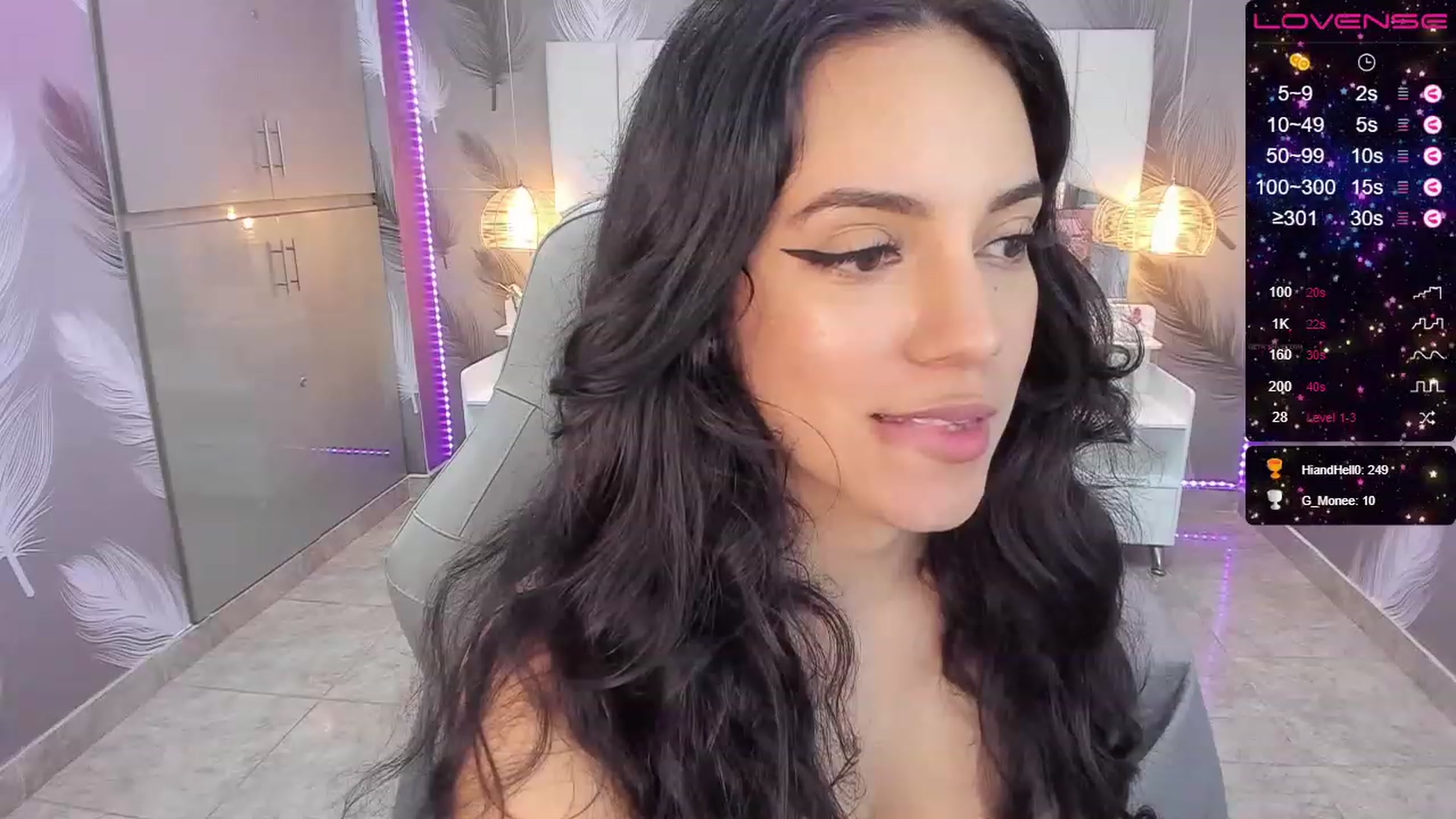 Gallery image thumbnail from SkinnyVeronik's myfreecams stream on, 12/28/2022, 15:41 image 5 of 20