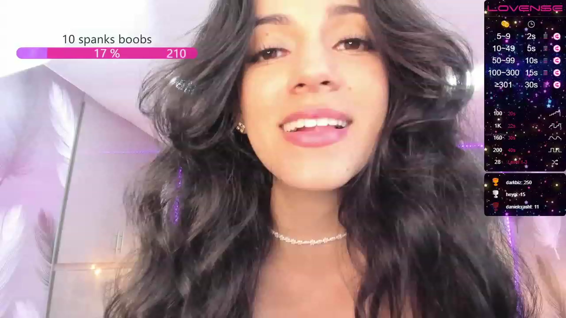 Gallery image thumbnail from SkinnyVeronik's myfreecams stream on, 01/03/2023, 14:04 image 18 of 20