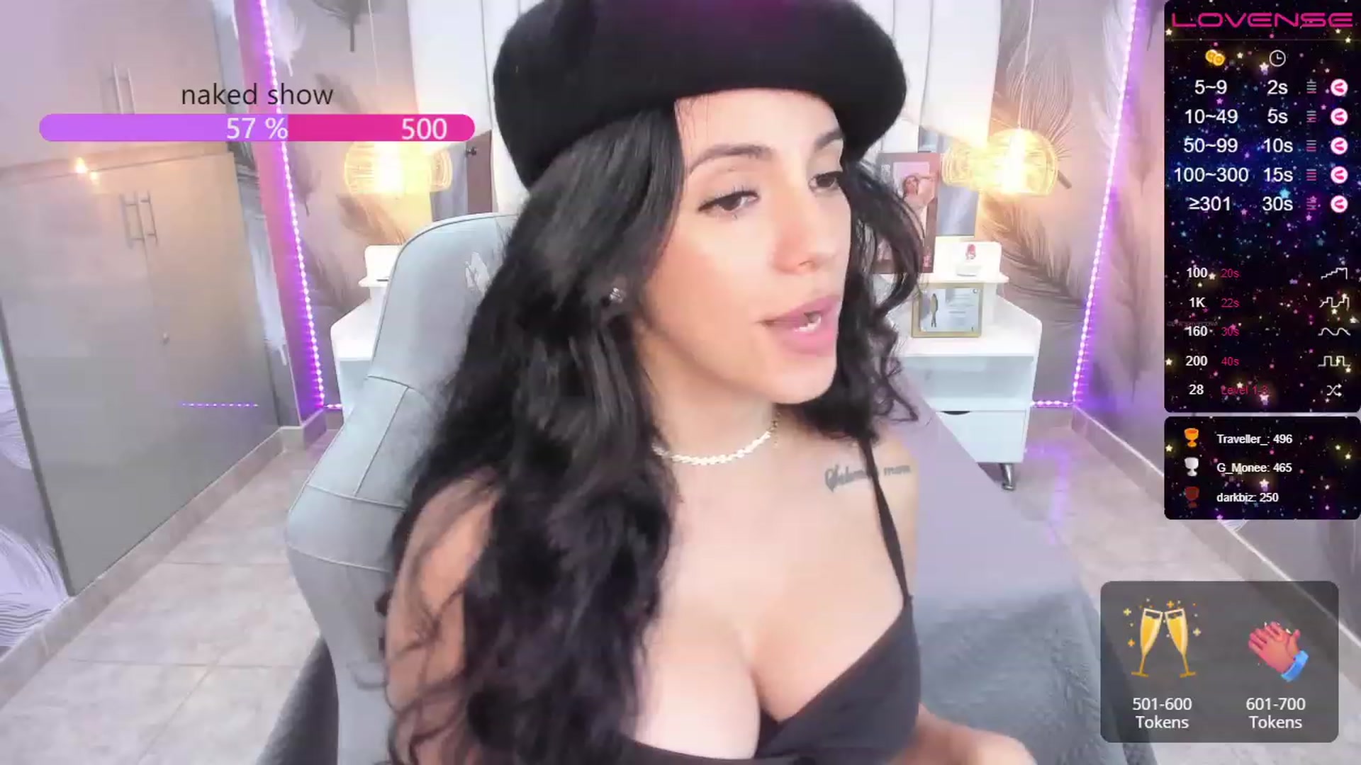 Gallery image thumbnail from SkinnyVeronik's myfreecams stream on, 01/03/2023, 17:14 image 16 of 20