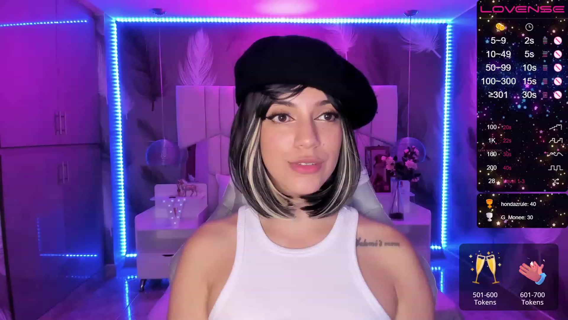 Gallery image thumbnail from SkinnyVeronik's myfreecams stream on, 01/18/2023, 13:48 image 9 of 20