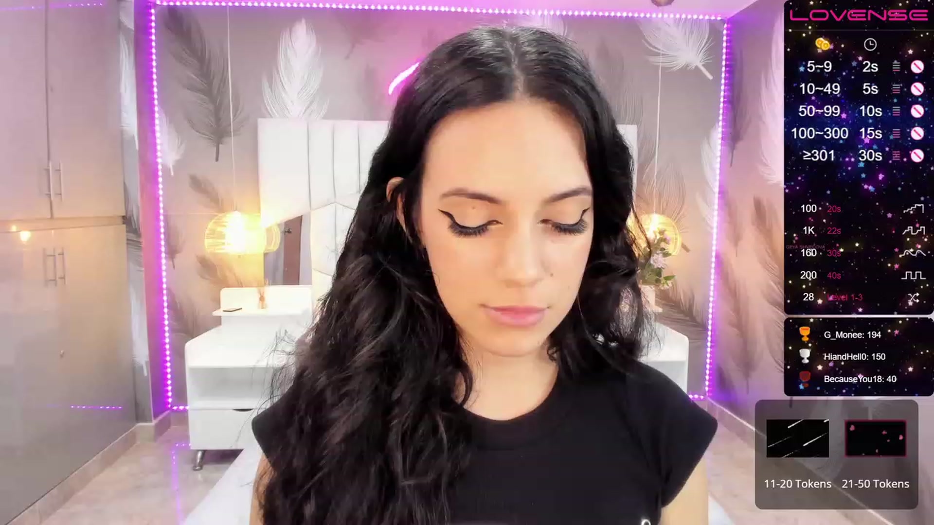 Gallery image thumbnail from SkinnyVeronik's myfreecams stream on, 01/21/2023, 14:18 image 18 of 20
