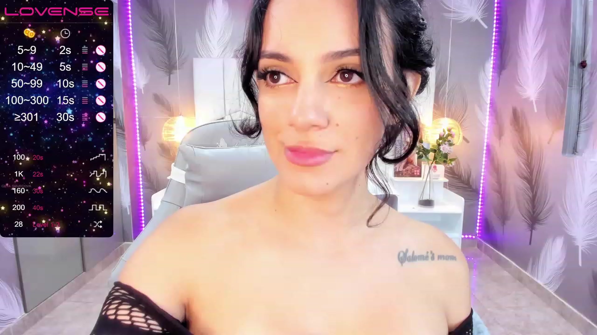 Gallery image thumbnail from SkinnyVeronik's myfreecams stream on, 01/22/2023, 13:27 image 11 of 20