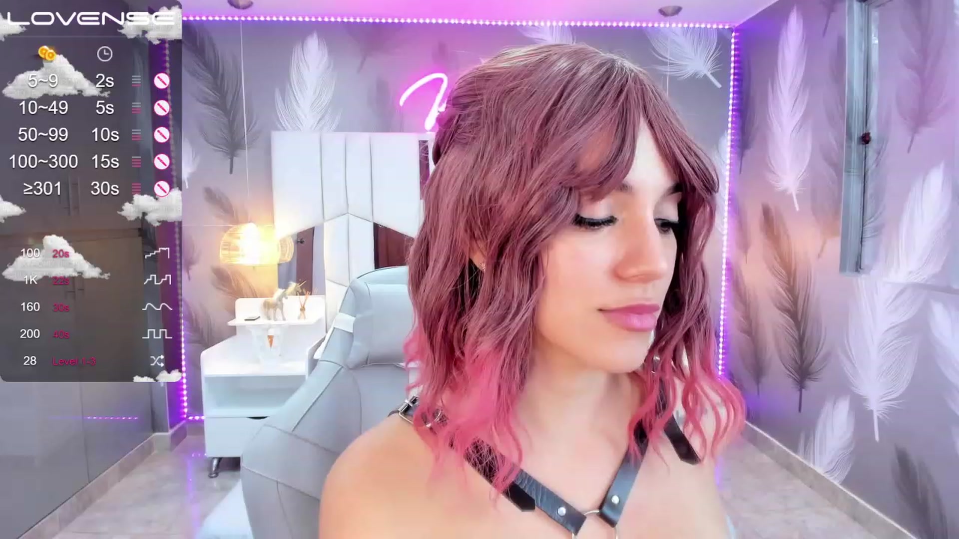 Gallery image thumbnail from SkinnyVeronik's myfreecams stream on, 01/27/2023, 17:04 image 19 of 20