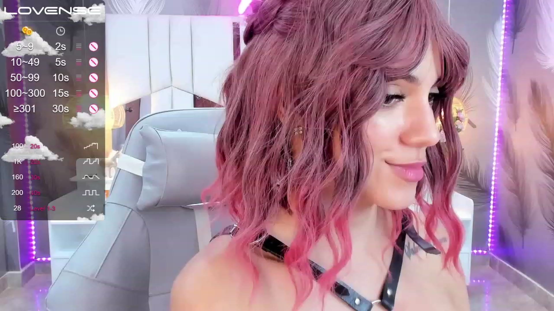 Gallery image thumbnail from SkinnyVeronik's myfreecams stream on, 01/27/2023, 17:04 image 7 of 20