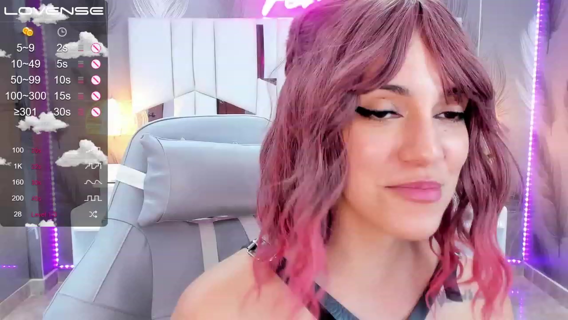 Gallery image thumbnail from SkinnyVeronik's myfreecams stream on, 01/27/2023, 17:04 image 10 of 20