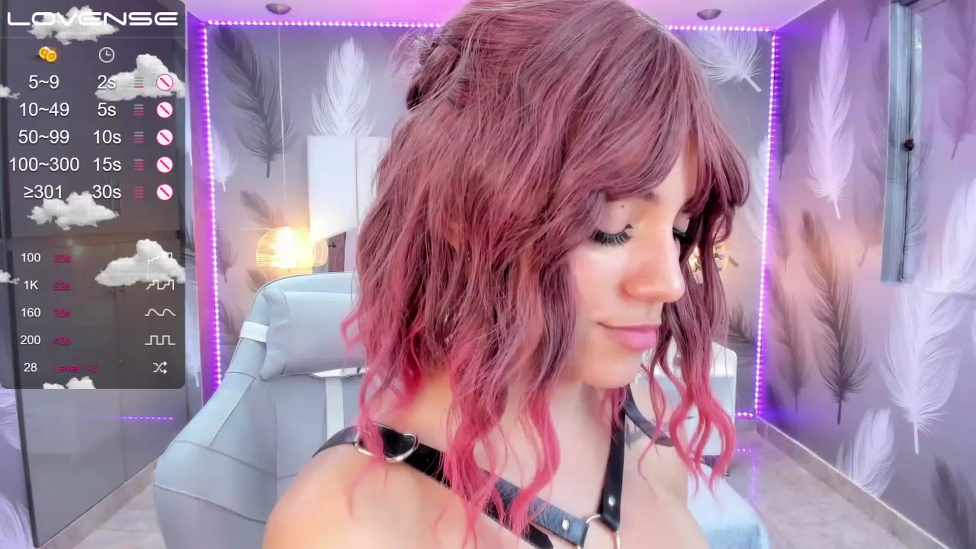 Gallery image thumbnail from SkinnyVeronik's myfreecams stream on, 01/27/2023, 17:04 image 12 of 20