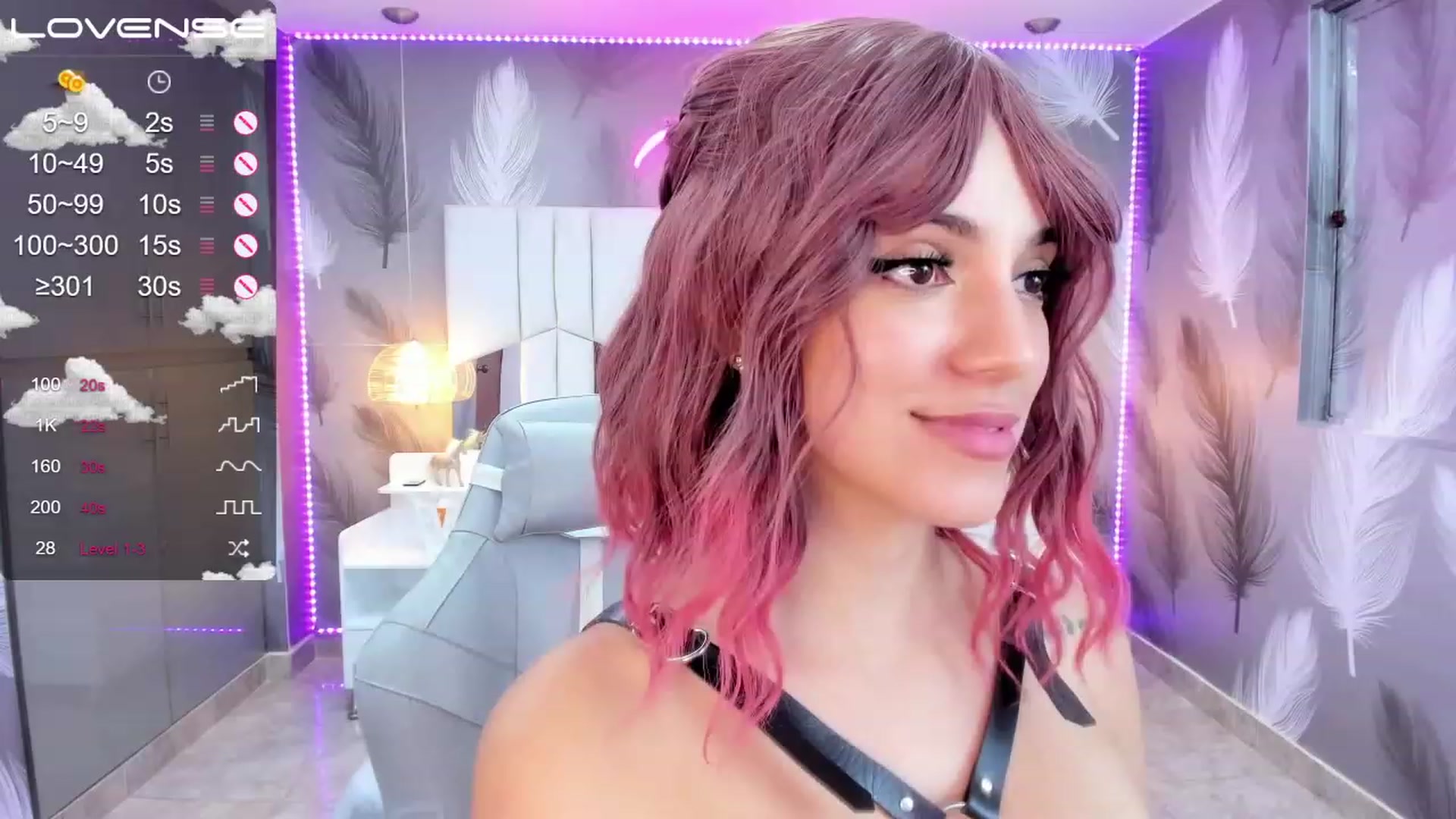 Gallery image thumbnail from SkinnyVeronik's myfreecams stream on, 01/27/2023, 17:04 image 15 of 20