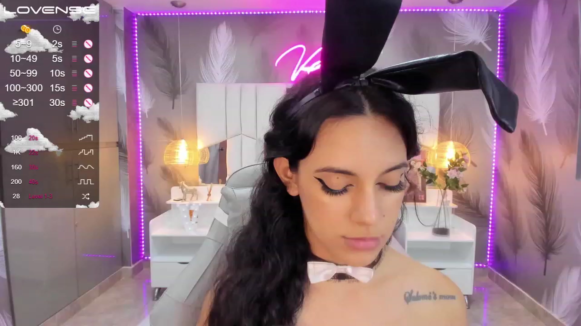Gallery image thumbnail from SkinnyVeronik's myfreecams stream on, 01/28/2023, 17:06 image 15 of 20