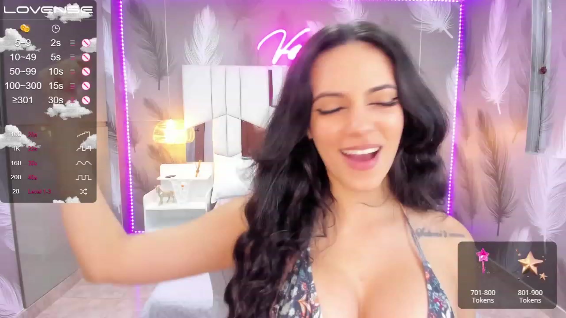 Gallery image thumbnail from SkinnyVeronik's myfreecams stream on, 01/30/2023, 11:48 image 18 of 20