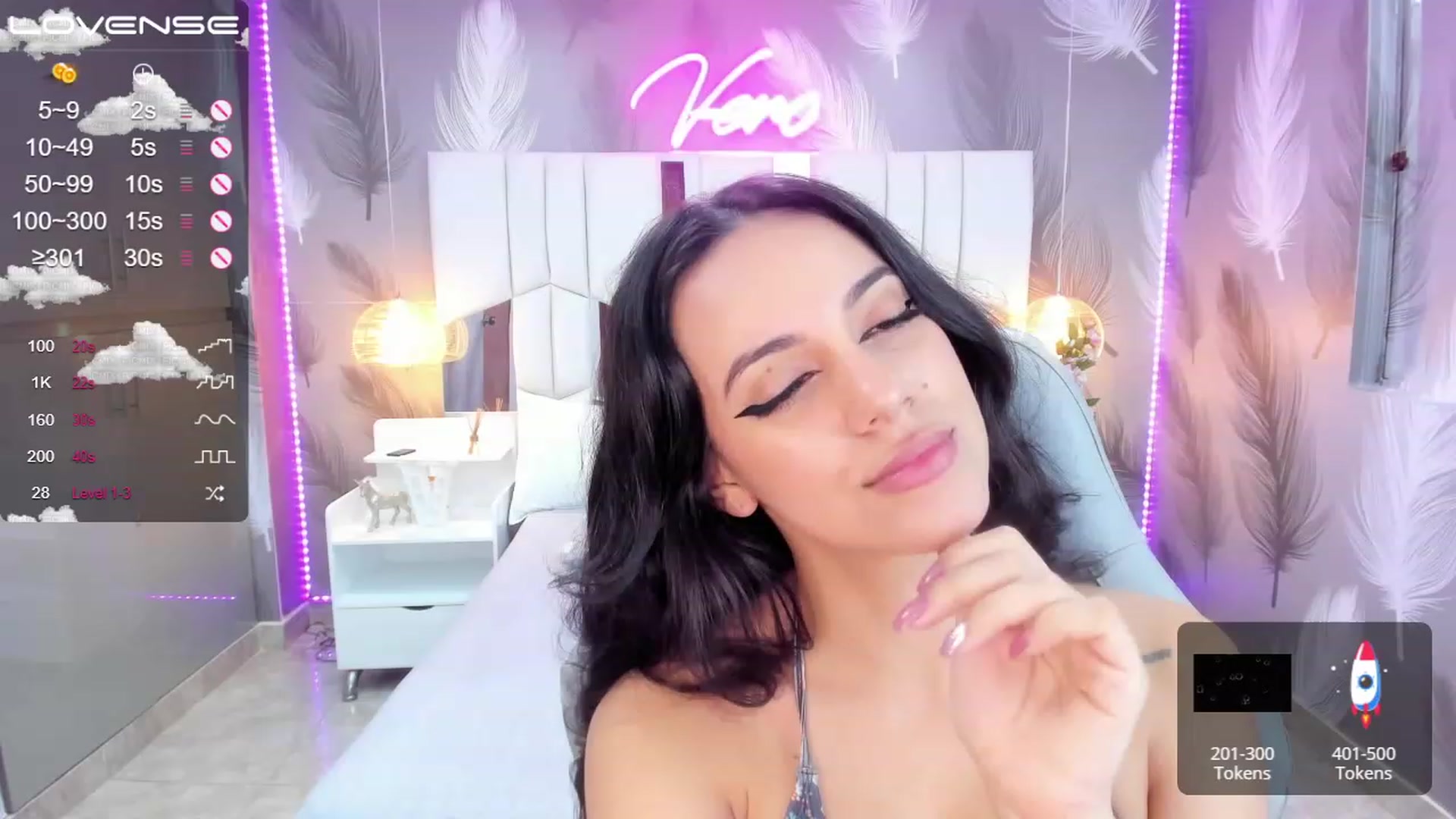 Gallery image thumbnail from SkinnyVeronik's myfreecams stream on, 01/30/2023, 13:24 image 11 of 20