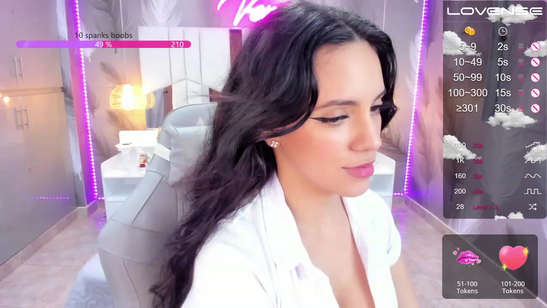 Gallery image thumbnail from SkinnyVeronik's myfreecams stream on, 01/31/2023, 14:22 image 10 of 20