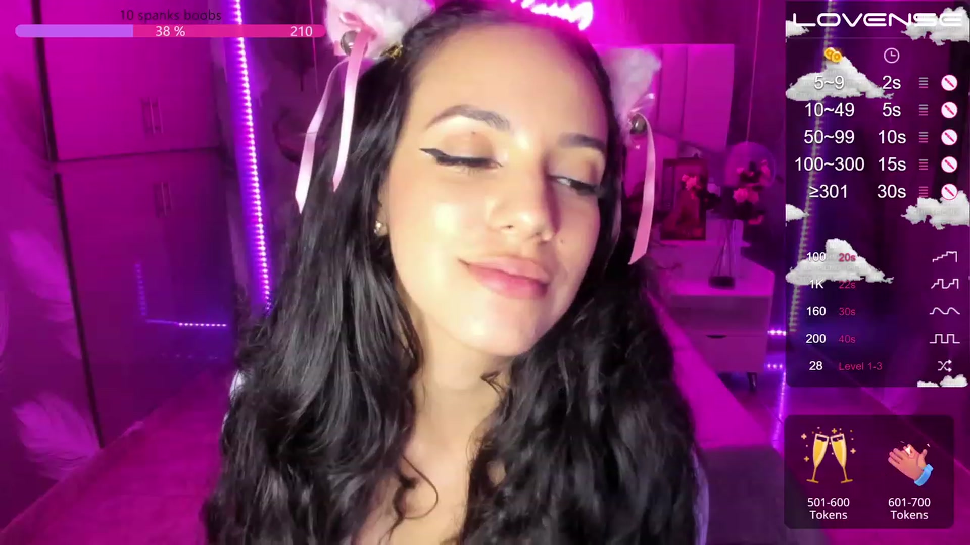 Gallery image thumbnail from SkinnyVeronik's myfreecams stream on, 01/31/2023, 16:13 image 16 of 20