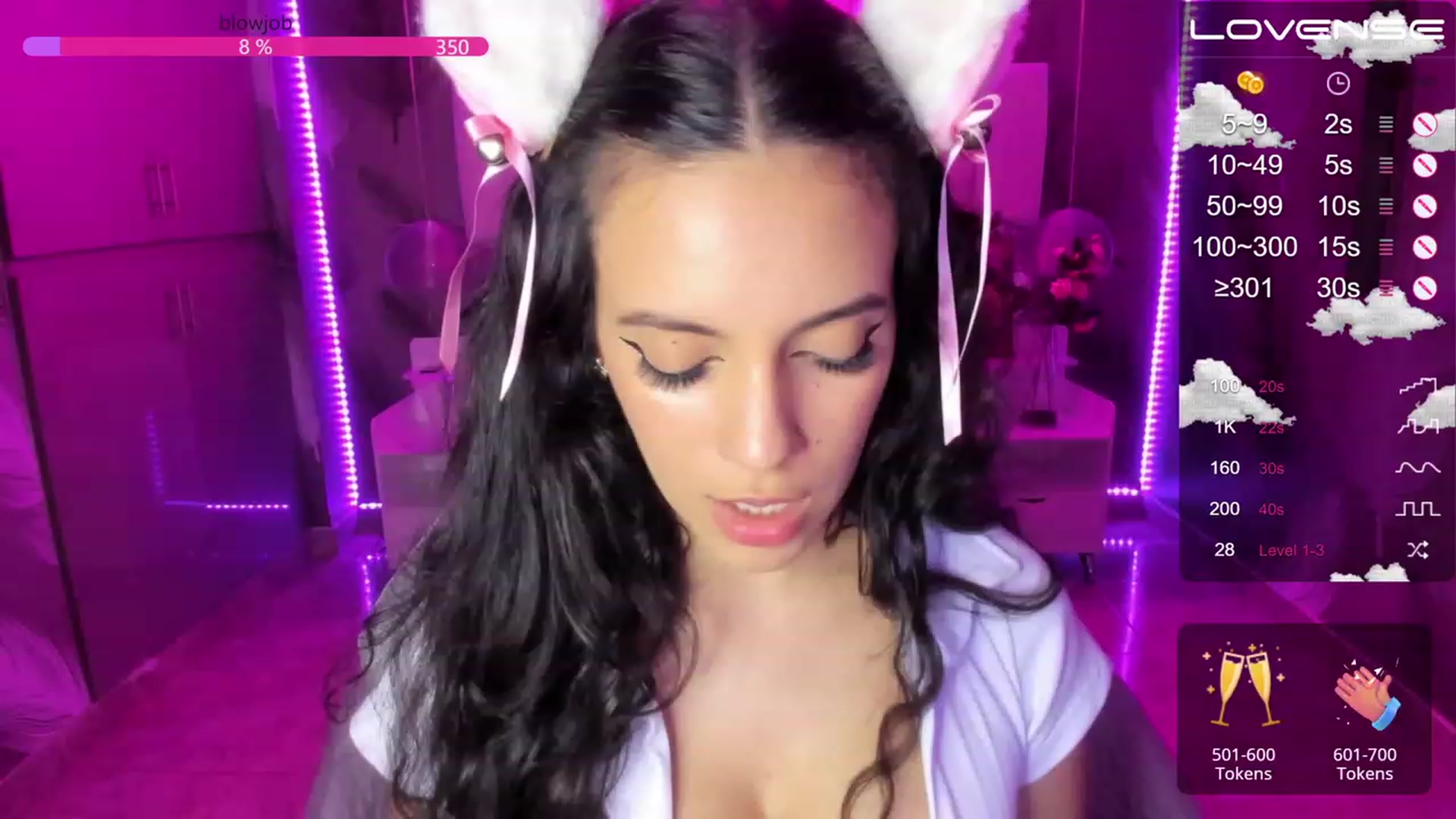 Gallery image thumbnail from SkinnyVeronik's myfreecams stream on, 01/31/2023, 17:38 image 1 of 20
