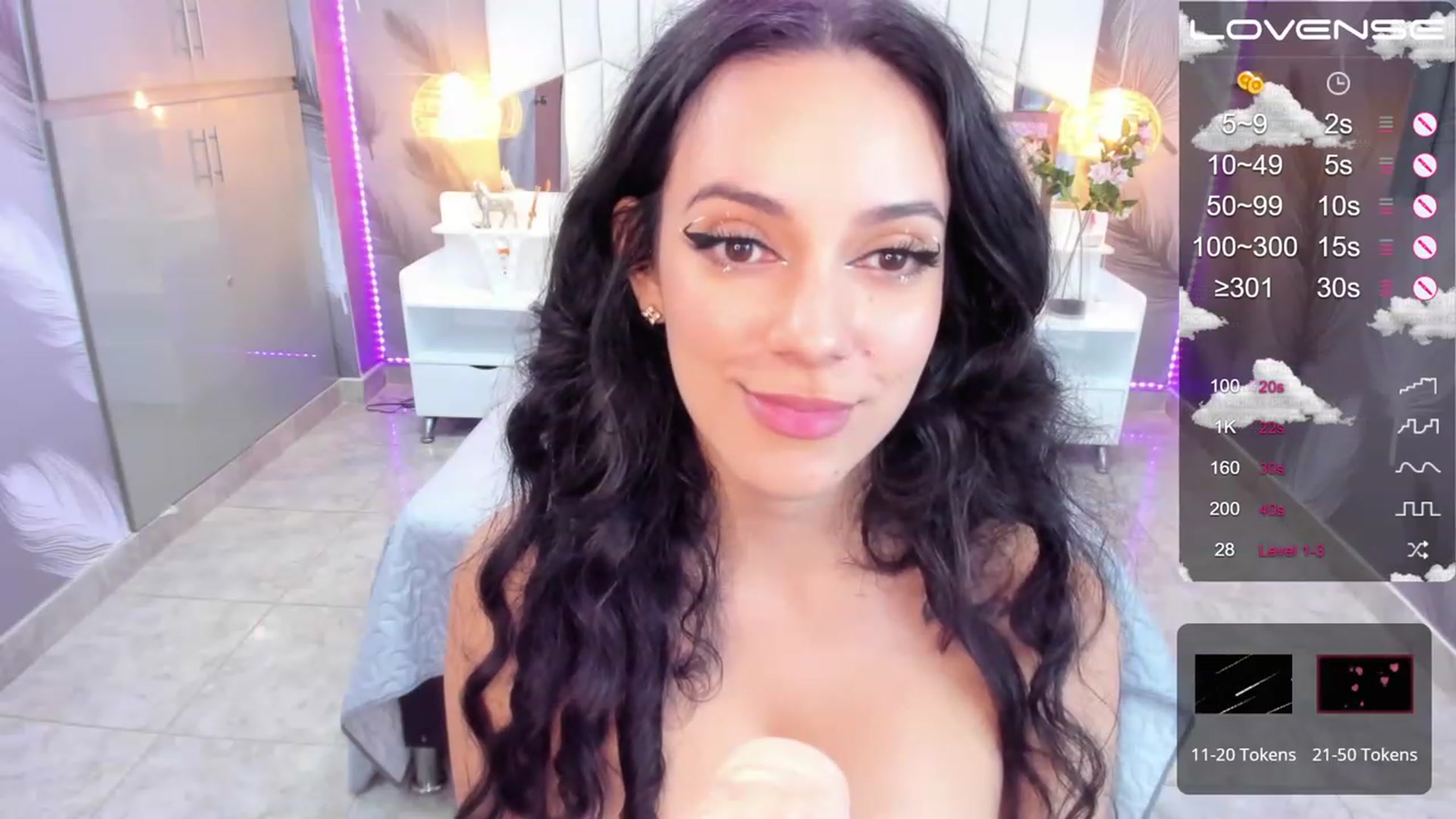 Gallery image thumbnail from SkinnyVeronik's myfreecams stream on, 02/02/2023, 16:10 image 19 of 20