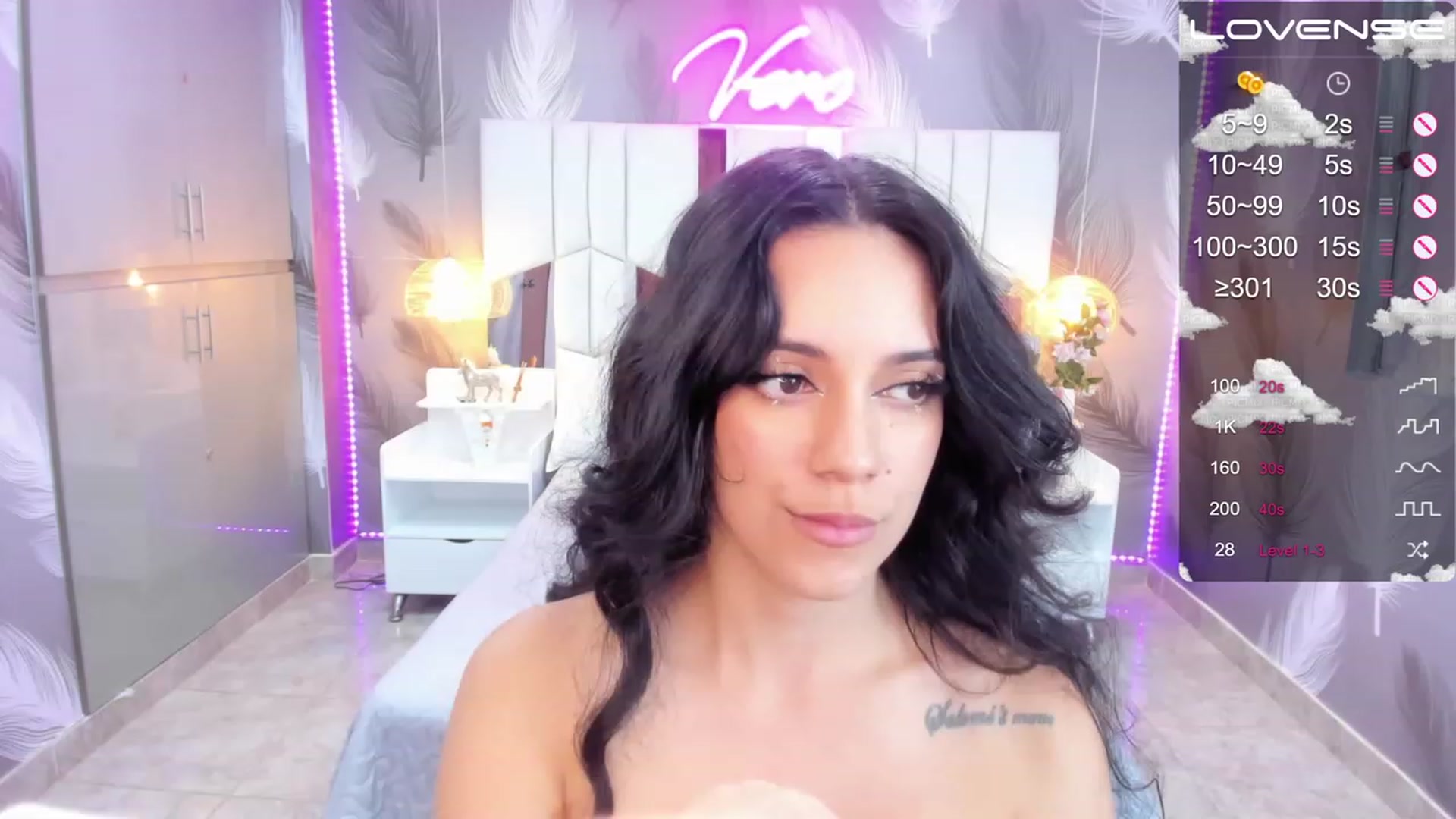 Gallery image thumbnail from SkinnyVeronik's myfreecams stream on, 02/02/2023, 16:10 image 14 of 20
