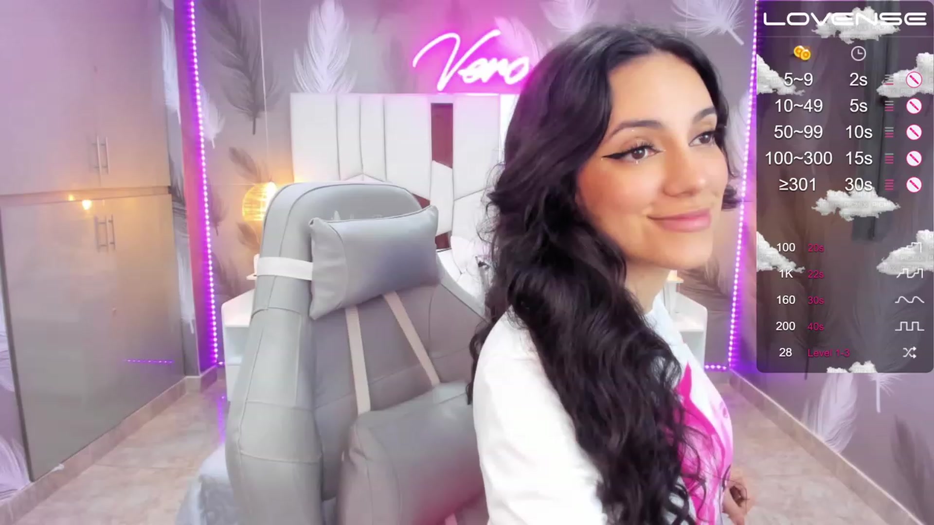 Gallery image thumbnail from SkinnyVeronik's myfreecams stream on, 02/04/2023, 13:19 image 11 of 20