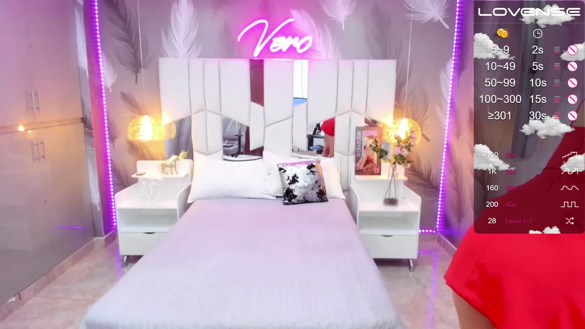 Gallery image thumbnail from SkinnyVeronik's myfreecams stream on, 02/04/2023, 18:07 image 11 of 20