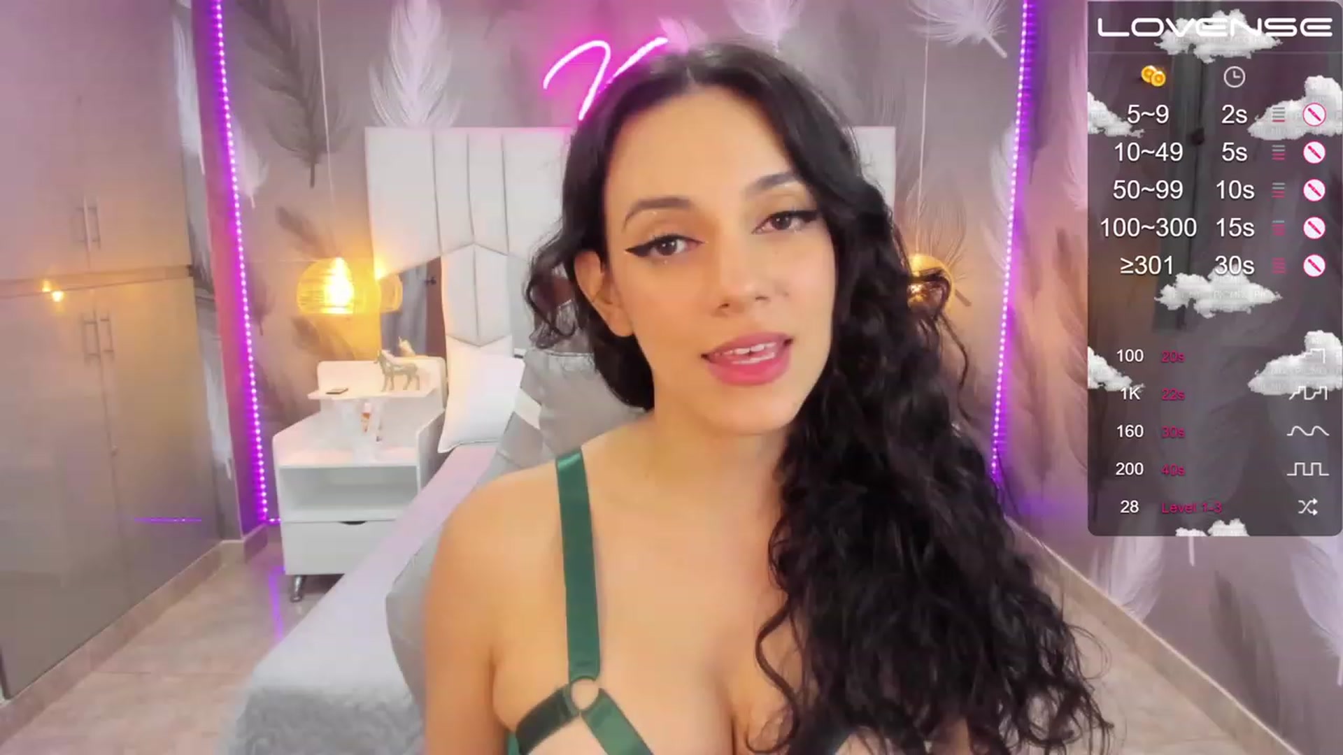 Gallery image thumbnail from SkinnyVeronik's myfreecams stream on, 02/05/2023, 12:27 image 4 of 20