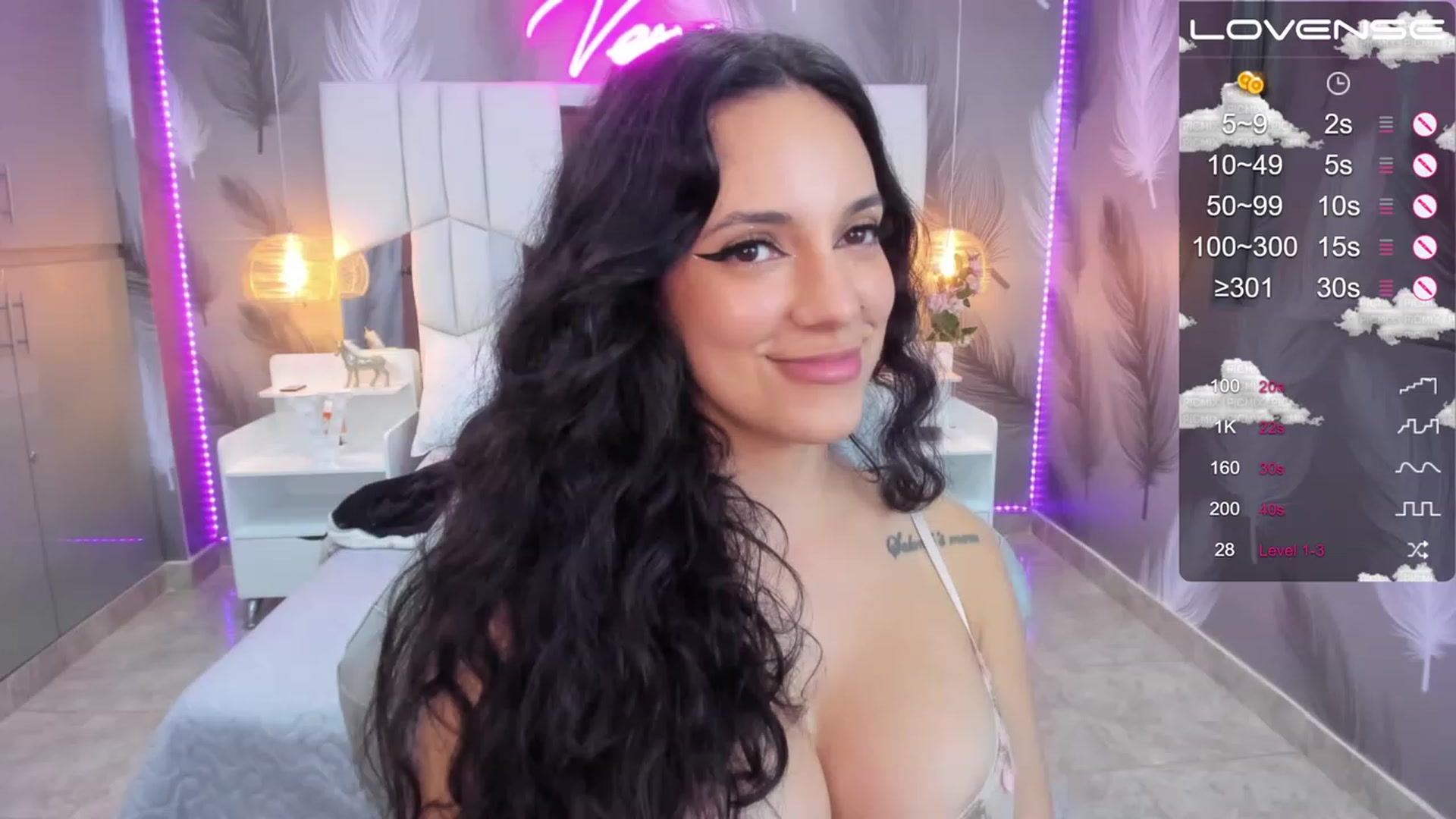 Gallery image thumbnail from SkinnyVeronik's myfreecams stream on, 02/05/2023, 16:00 image 6 of 20