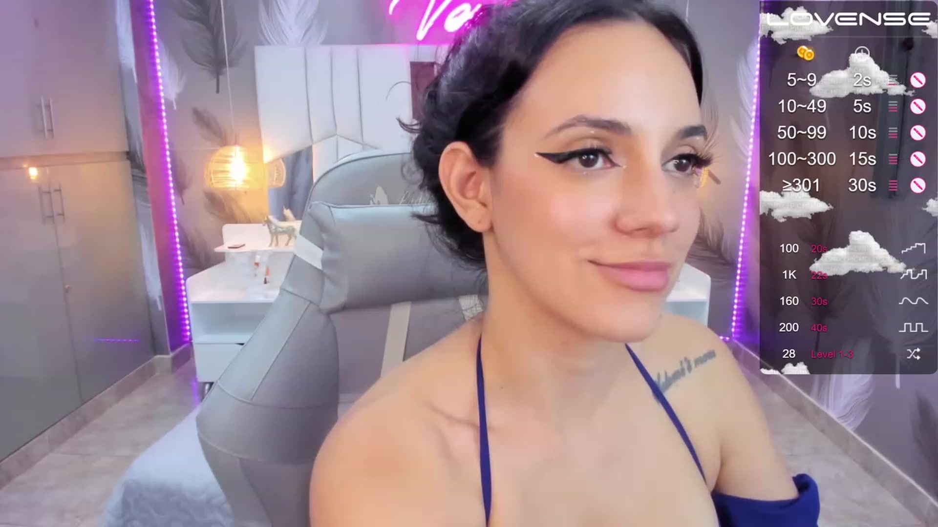 Gallery image thumbnail from SkinnyVeronik's myfreecams stream on, 02/05/2023, 17:02 image 16 of 20