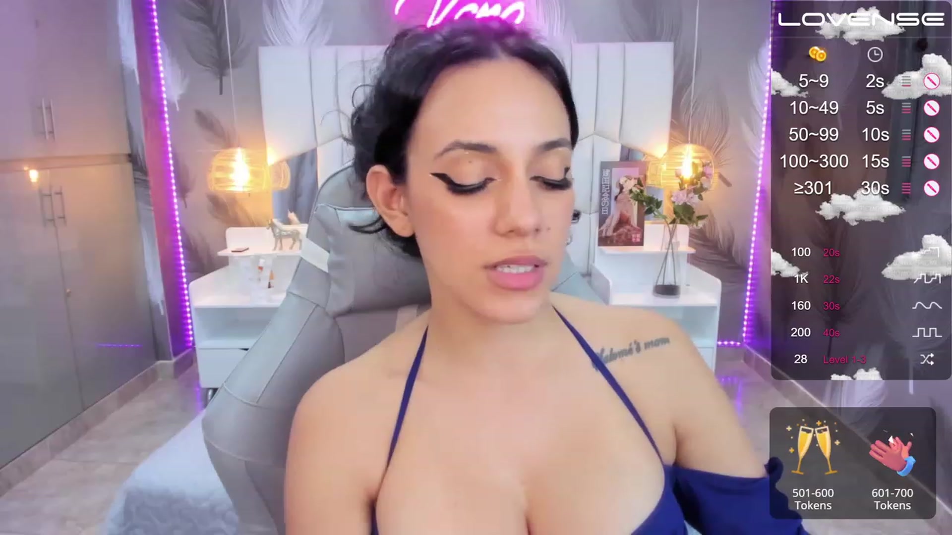 Gallery image thumbnail from SkinnyVeronik's myfreecams stream on, 02/05/2023, 17:02 image 14 of 20