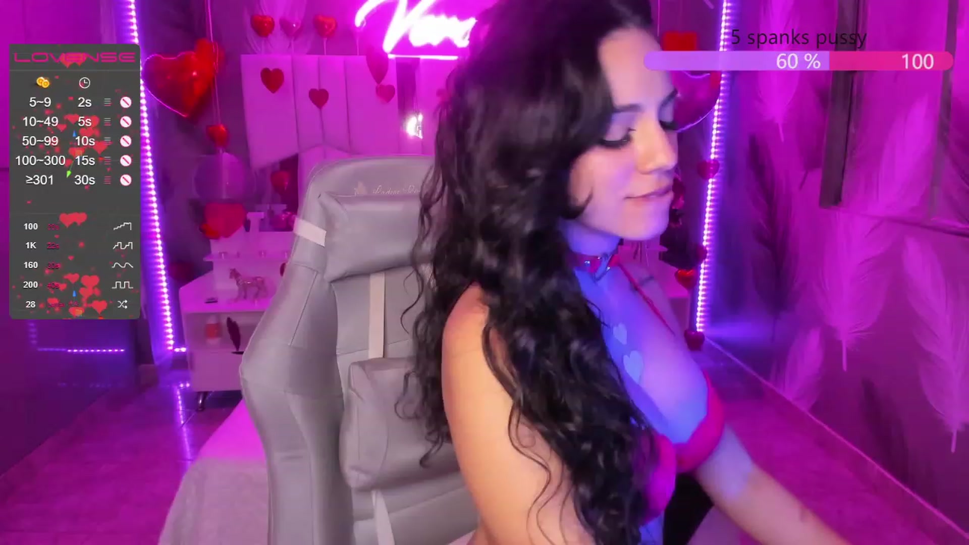 Gallery image thumbnail from SkinnyVeronik's myfreecams stream on, 02/14/2023, 13:12 image 1 of 20