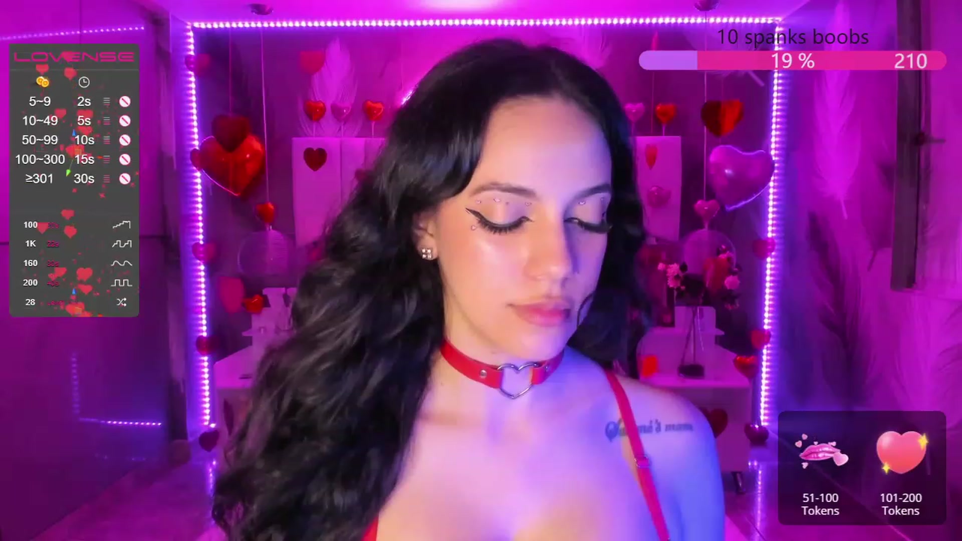 Gallery image thumbnail from SkinnyVeronik's myfreecams stream on, 02/14/2023, 13:12 image 20 of 20