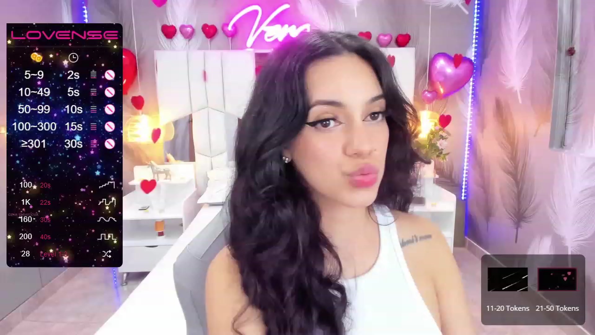 Gallery image thumbnail from SkinnyVeronik's myfreecams stream on, 02/15/2023, 12:25 image 20 of 20
