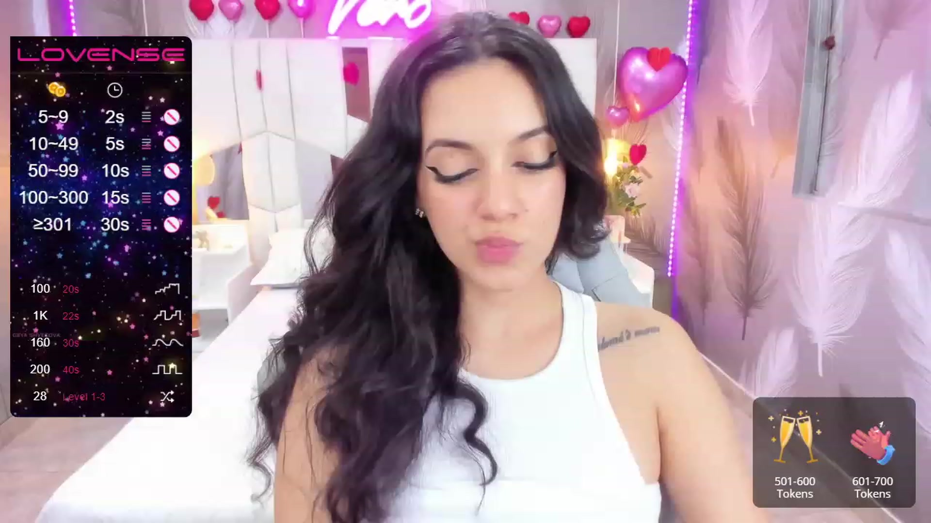 Gallery image thumbnail from SkinnyVeronik's myfreecams stream on, 02/15/2023, 13:24 image 10 of 20