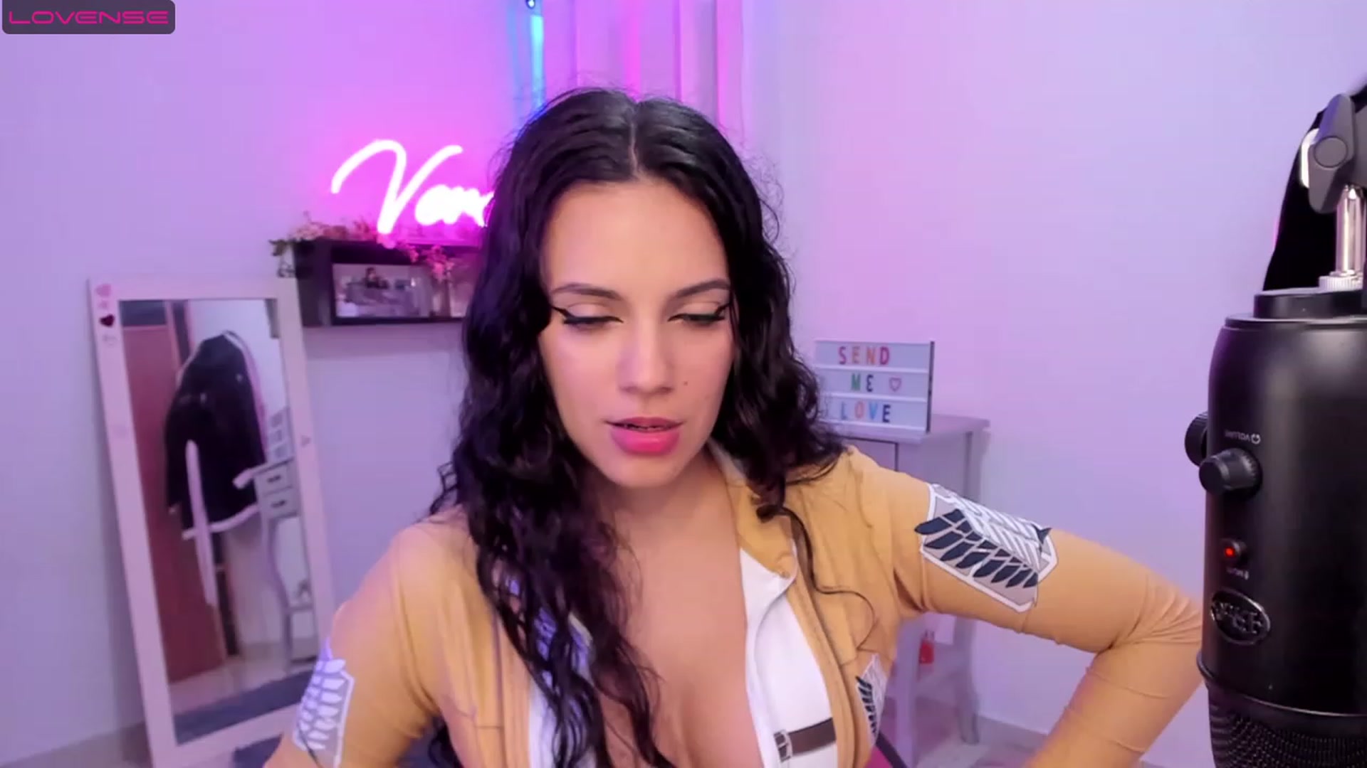 Gallery image thumbnail from SkinnyVeronik's myfreecams stream on, 05/09/2023, 14:06 image 5 of 20