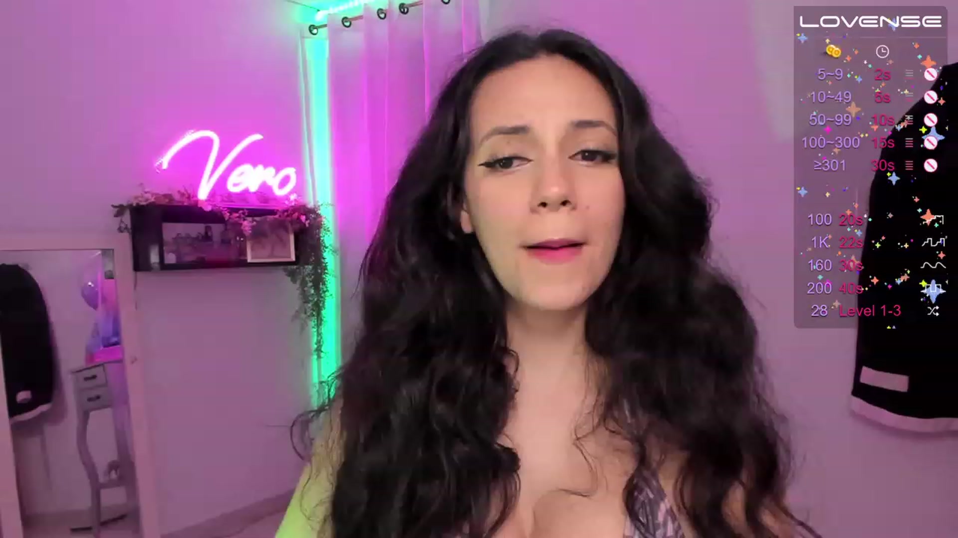 Gallery image thumbnail from SkinnyVeronik's myfreecams stream on, 06/03/2023, 15:40 image 3 of 20