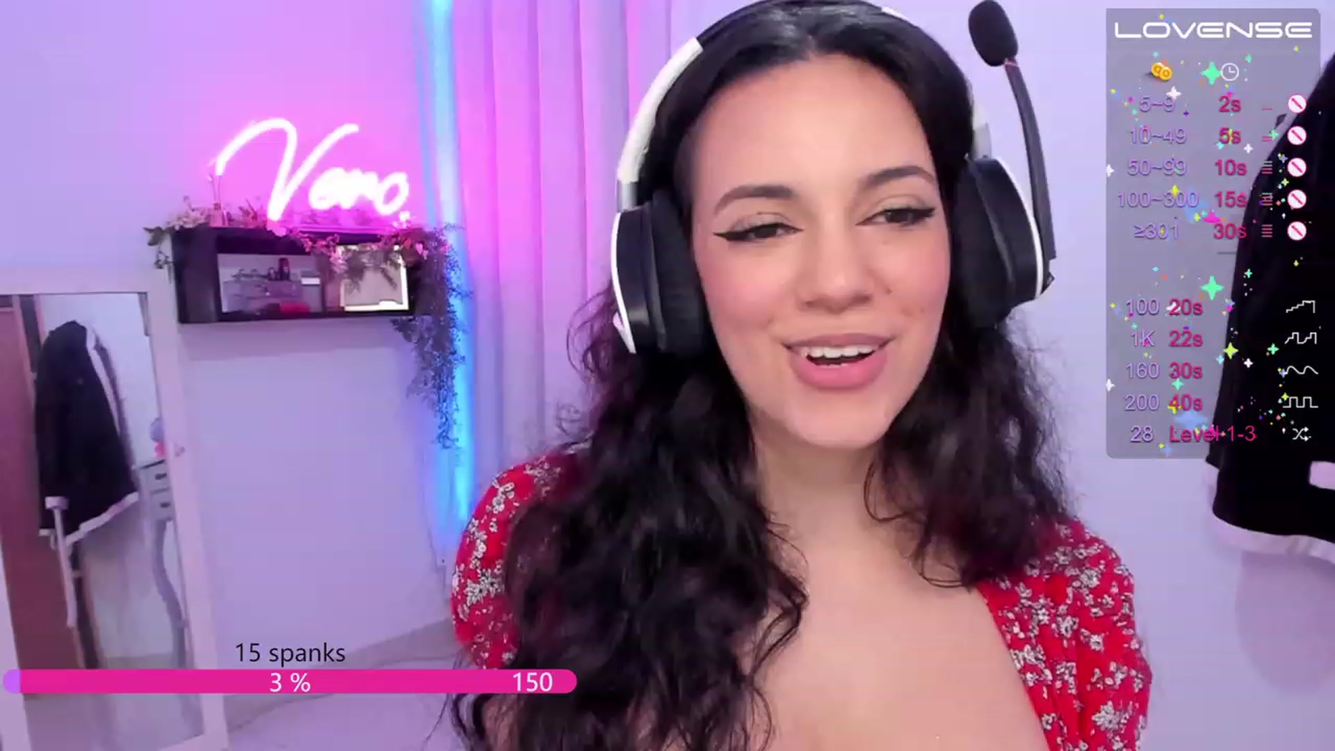 Gallery image thumbnail from SkinnyVeronik's myfreecams stream on, 06/07/2023, 14:56 image 11 of 20