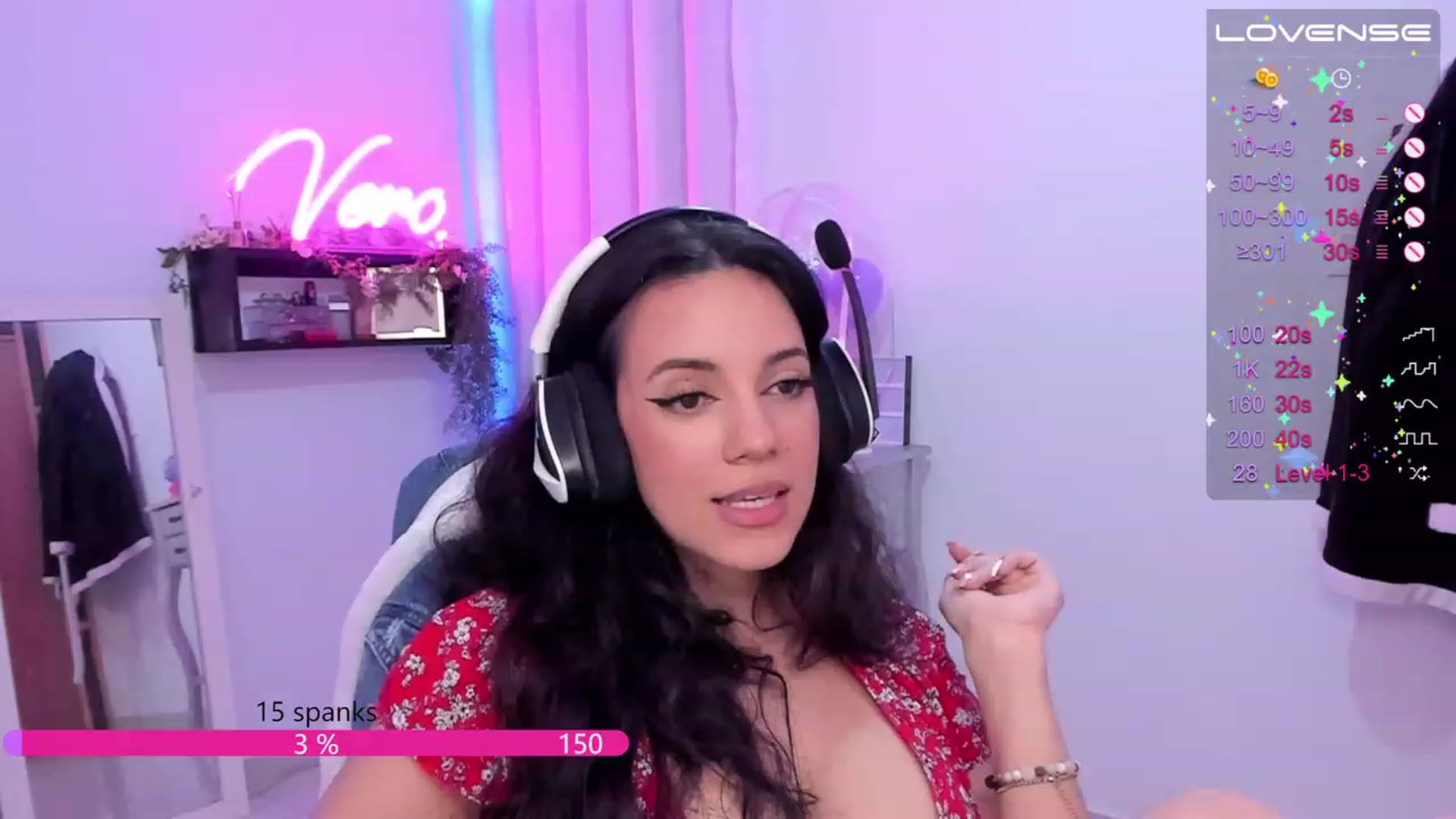 Gallery image thumbnail from SkinnyVeronik's myfreecams stream on, 06/07/2023, 14:56 image 16 of 20