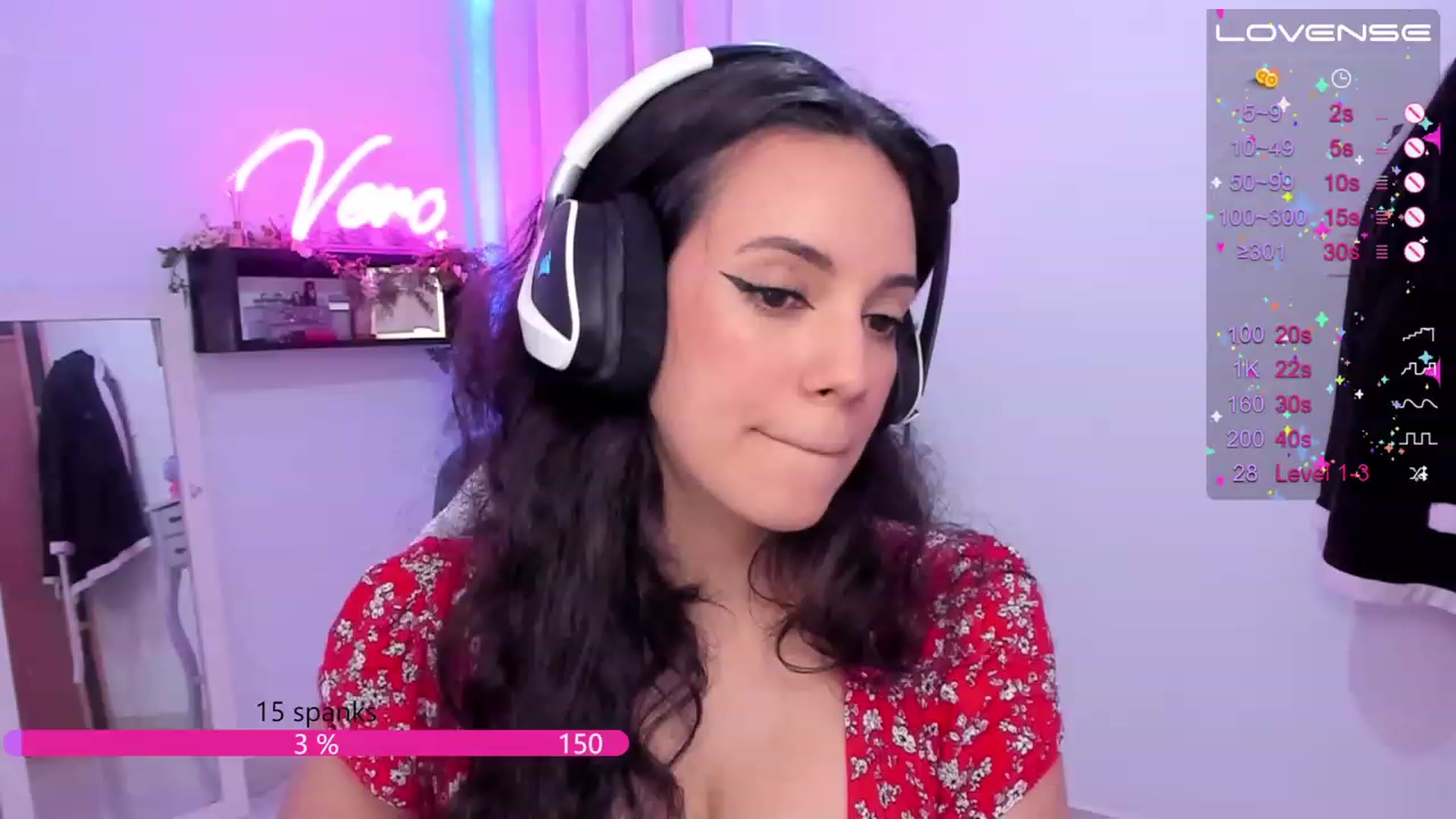 Gallery image thumbnail from SkinnyVeronik's myfreecams stream on, 06/07/2023, 14:56 image 18 of 20