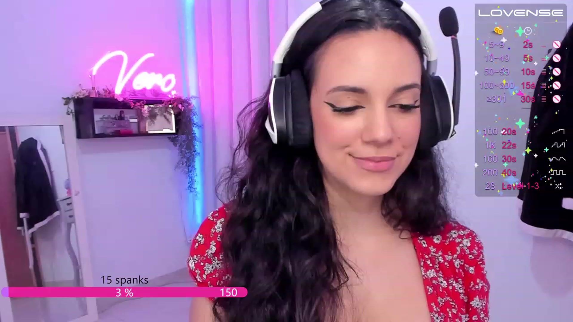 Gallery image thumbnail from SkinnyVeronik's myfreecams stream on, 06/07/2023, 14:56 image 6 of 20
