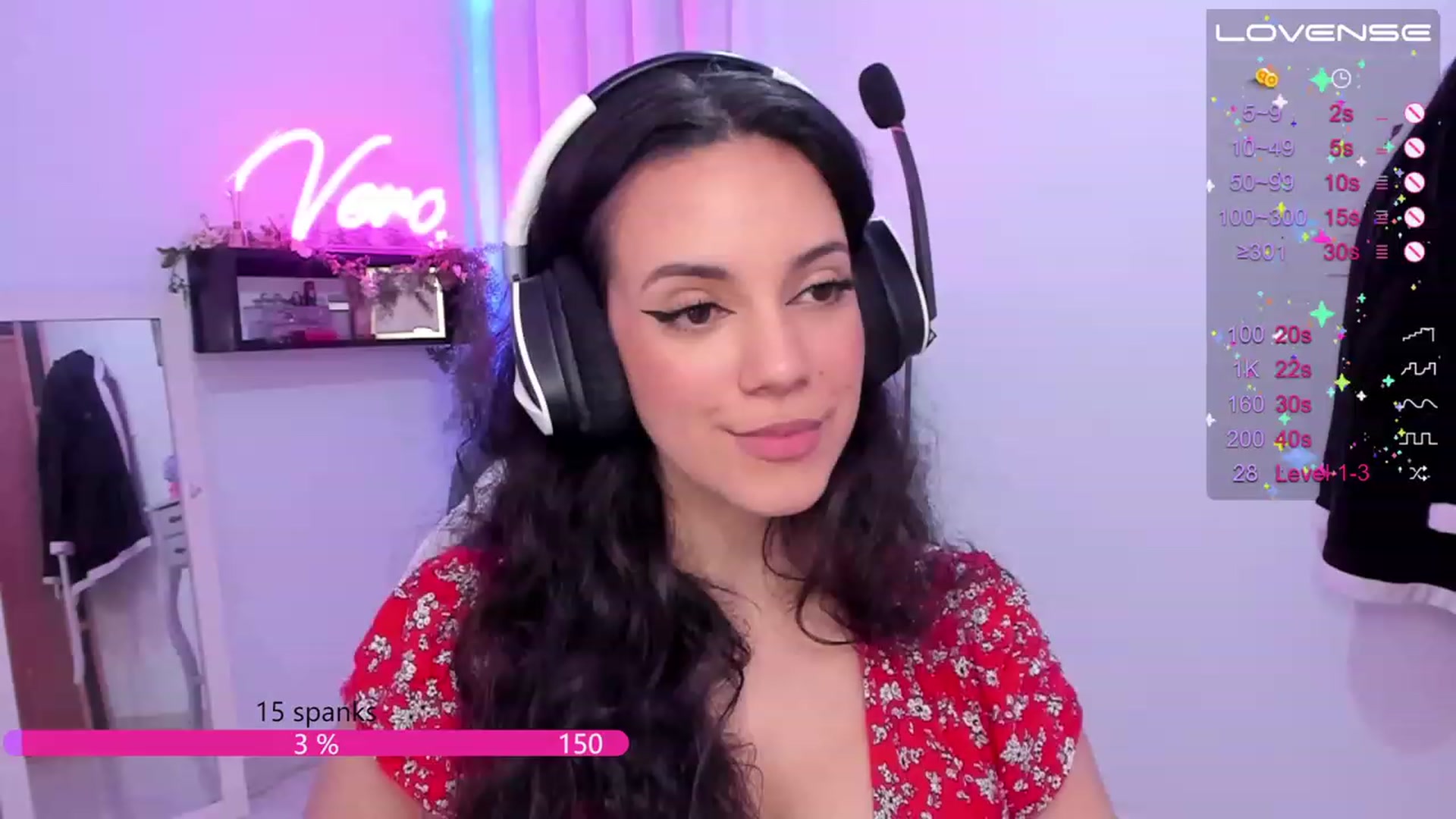 Gallery image thumbnail from SkinnyVeronik's myfreecams stream on, 06/07/2023, 14:56 image 19 of 20