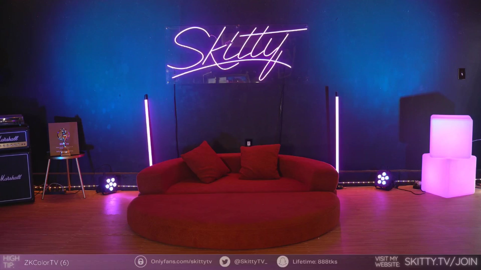 Gallery image thumbnail from Skitty's myfreecams stream on, 04/23/2026, 04:46 image 1 of 20