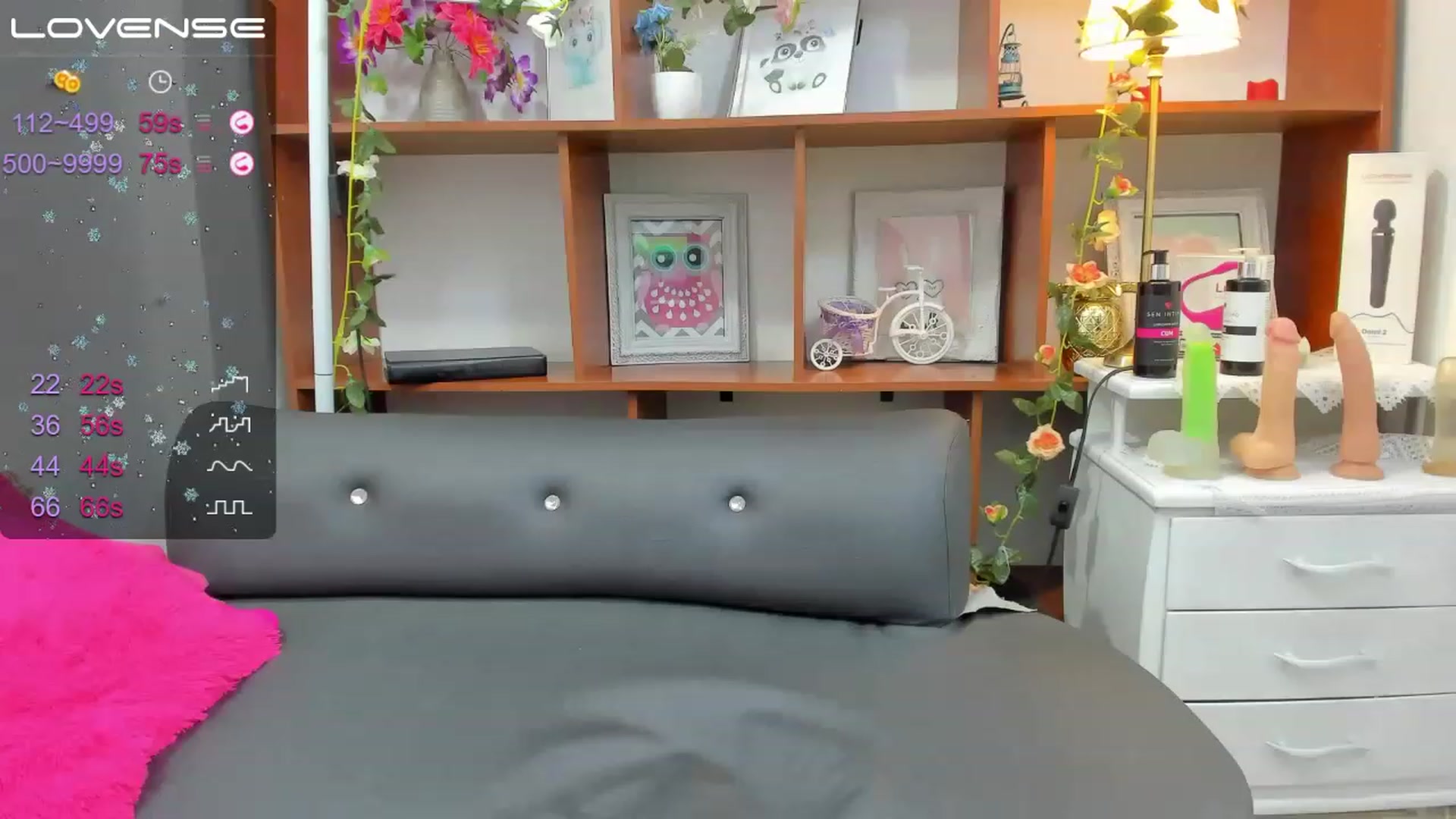 Gallery image thumbnail from Sknnyysweettt's myfreecams stream on, 12/22/2022, 22:21 image 3 of 20